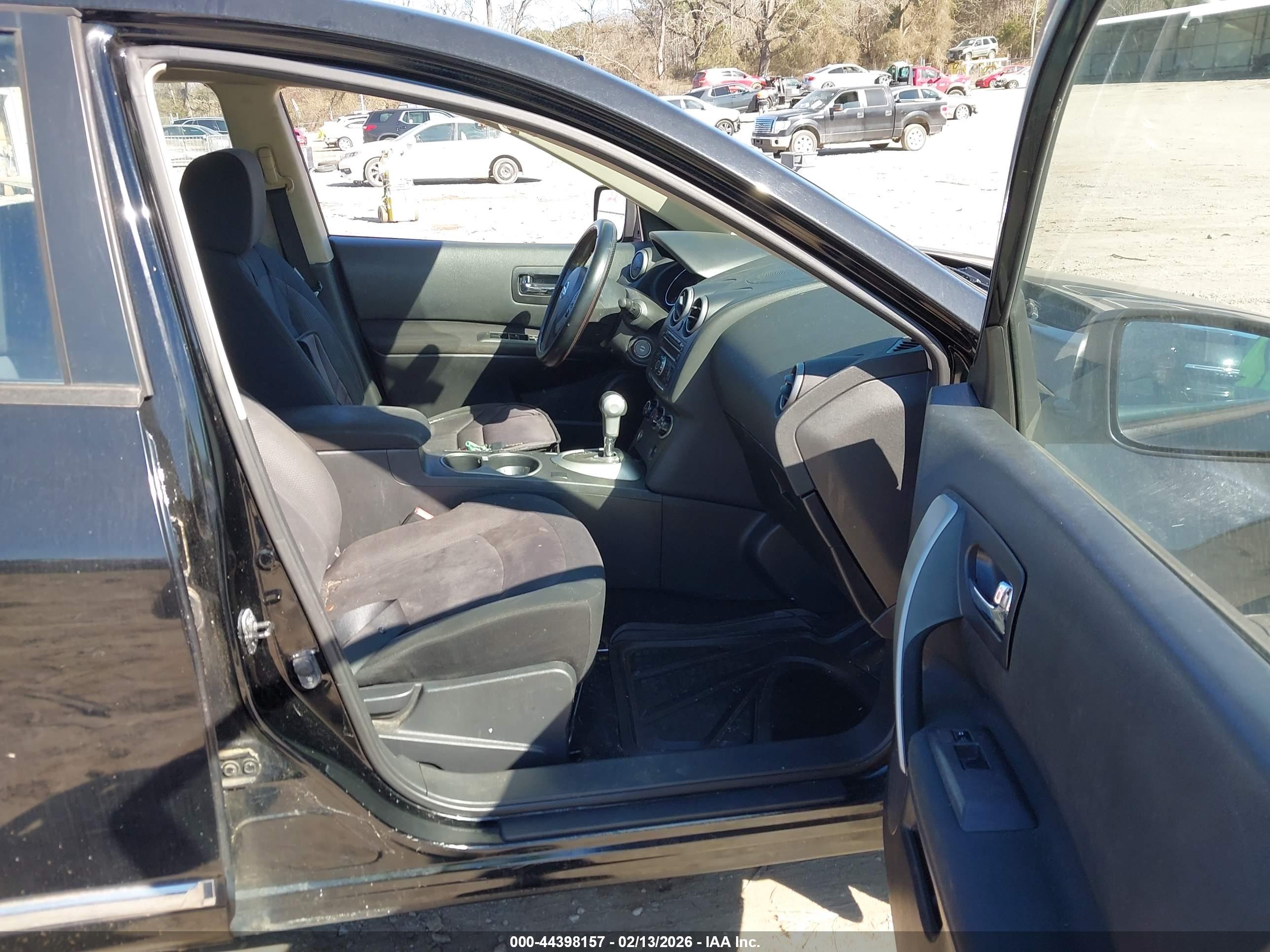 NISSAN ROGUE image 5