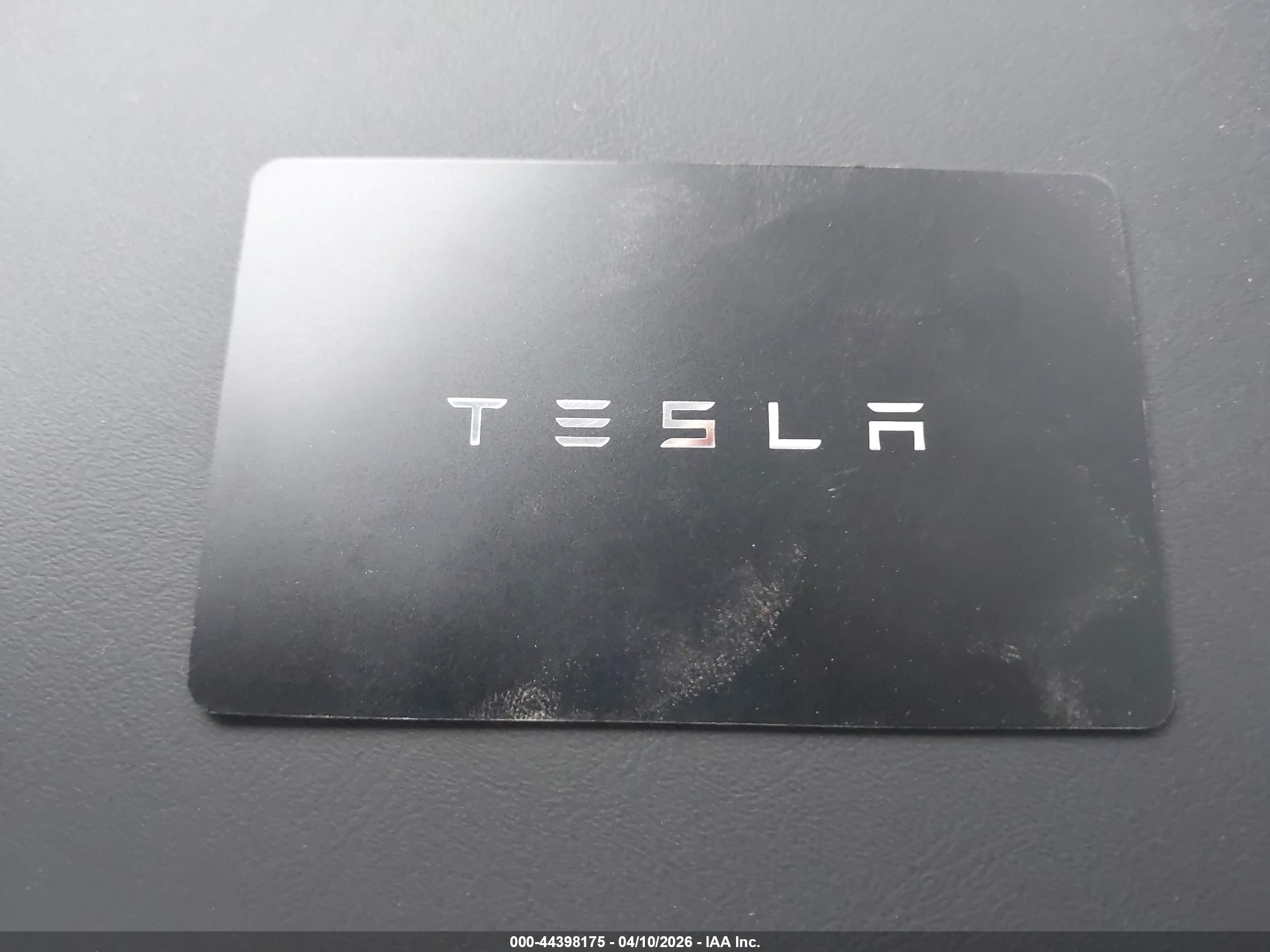 TESLA MODEL image 11