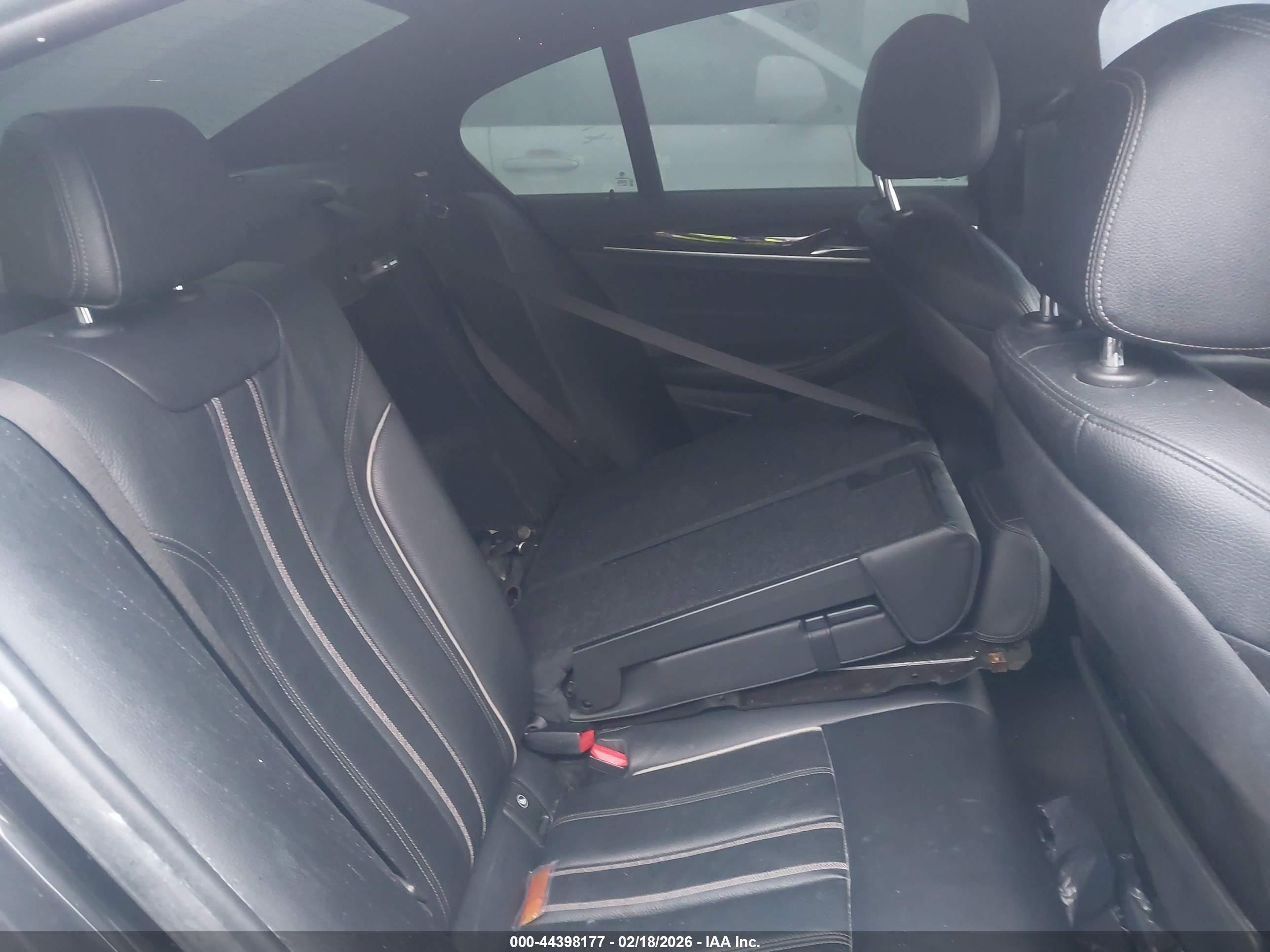 BMW 540I image 8