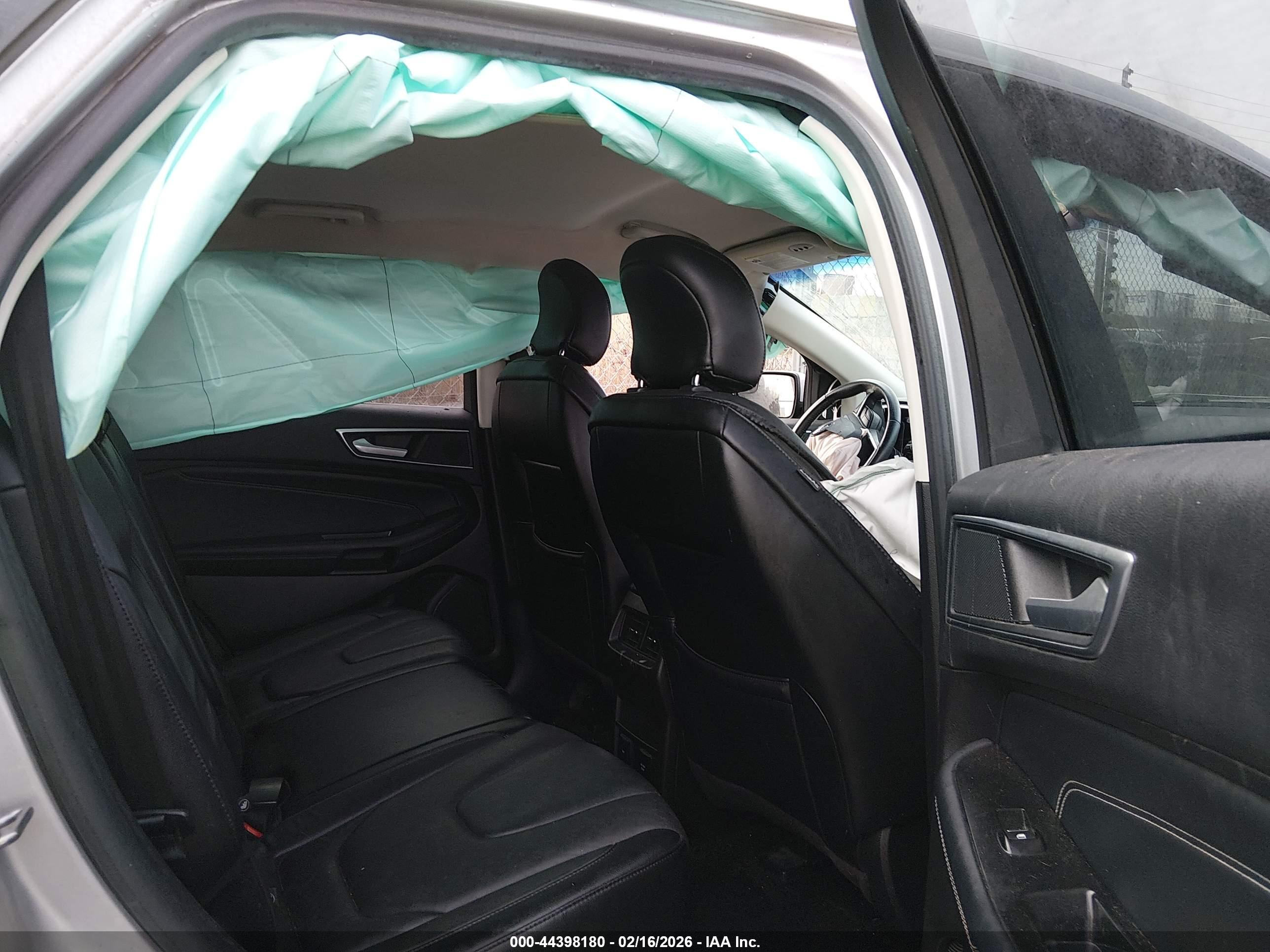 FORD EDGE image 8