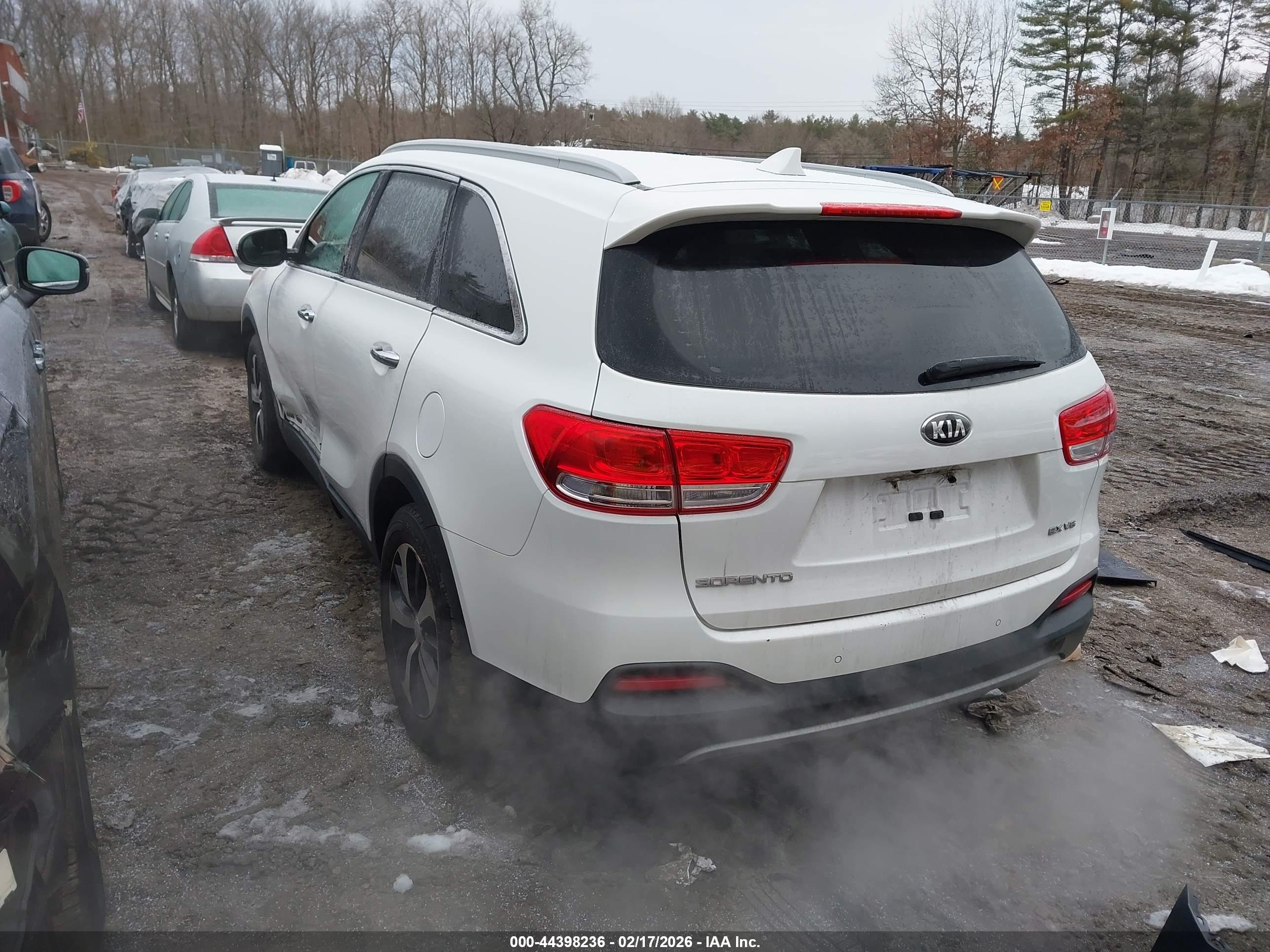 KIA SORENTO image 3