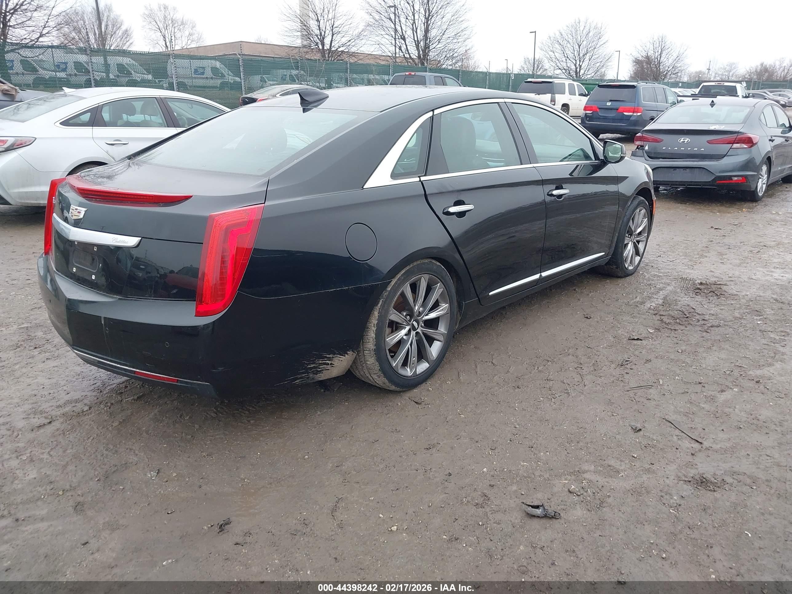 CADILLAC XTS image 4