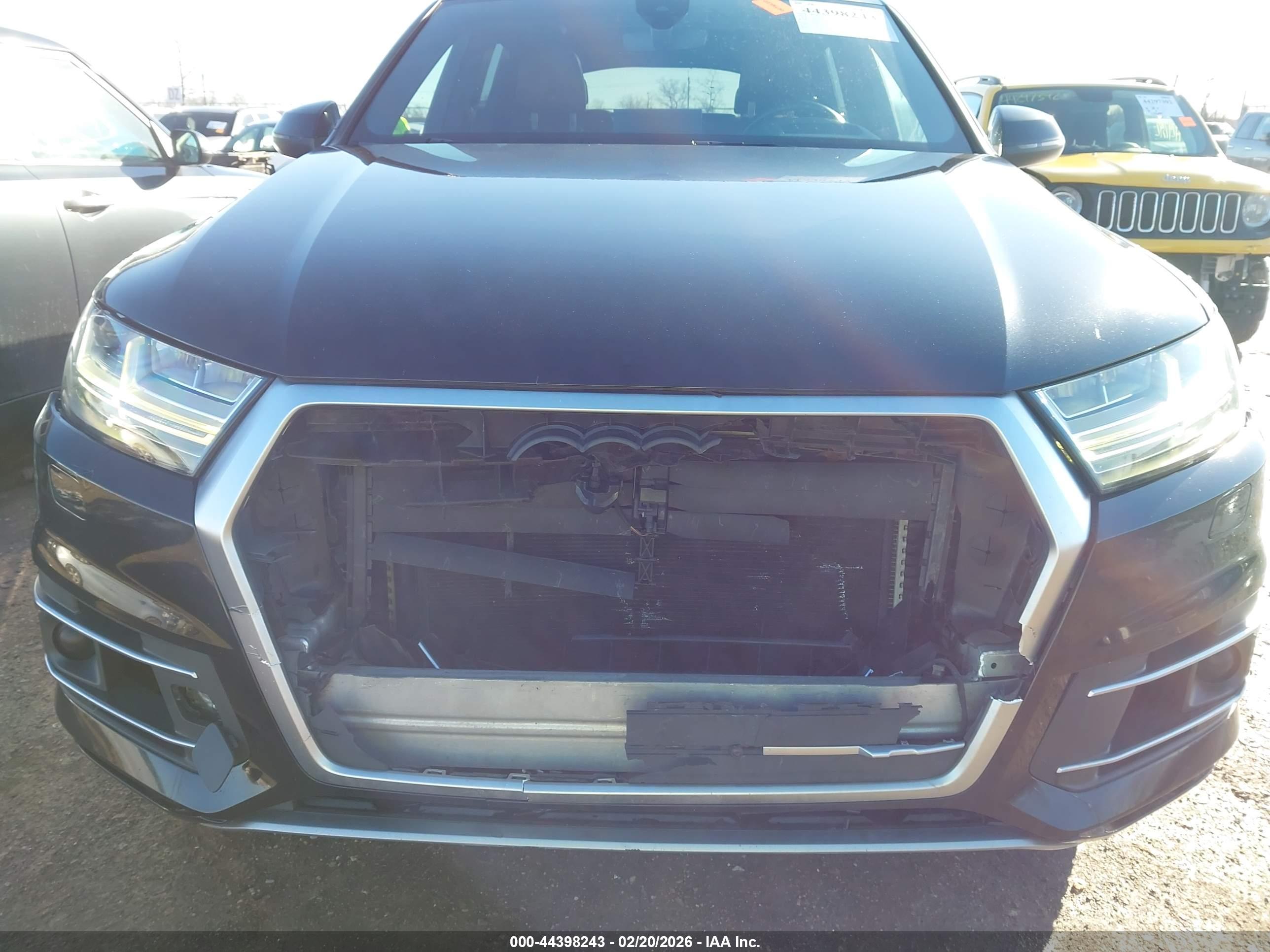 AUDI Q7 image 6