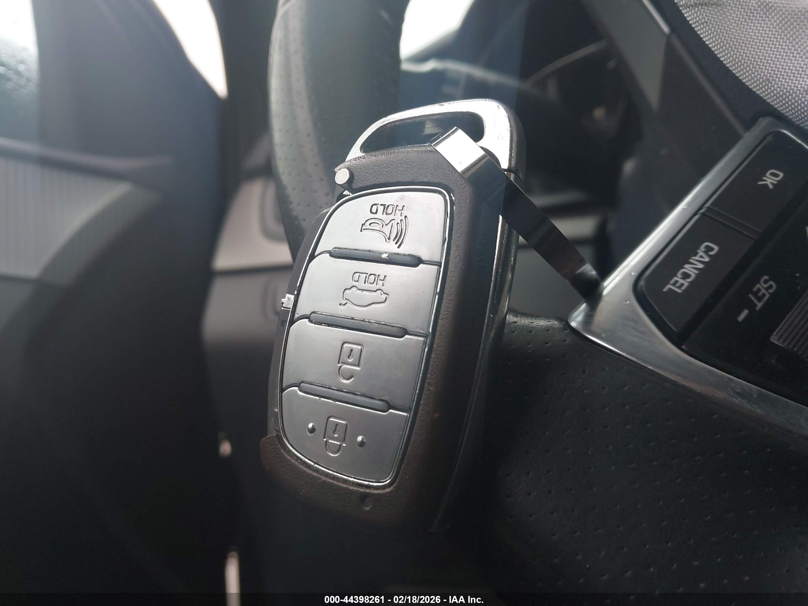 HYUNDAI SONATA image 11