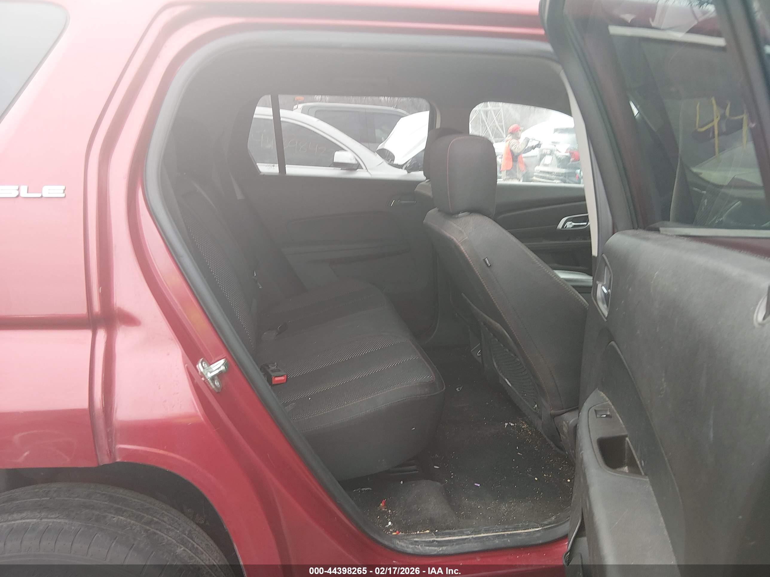 GMC TERRAIN image 8