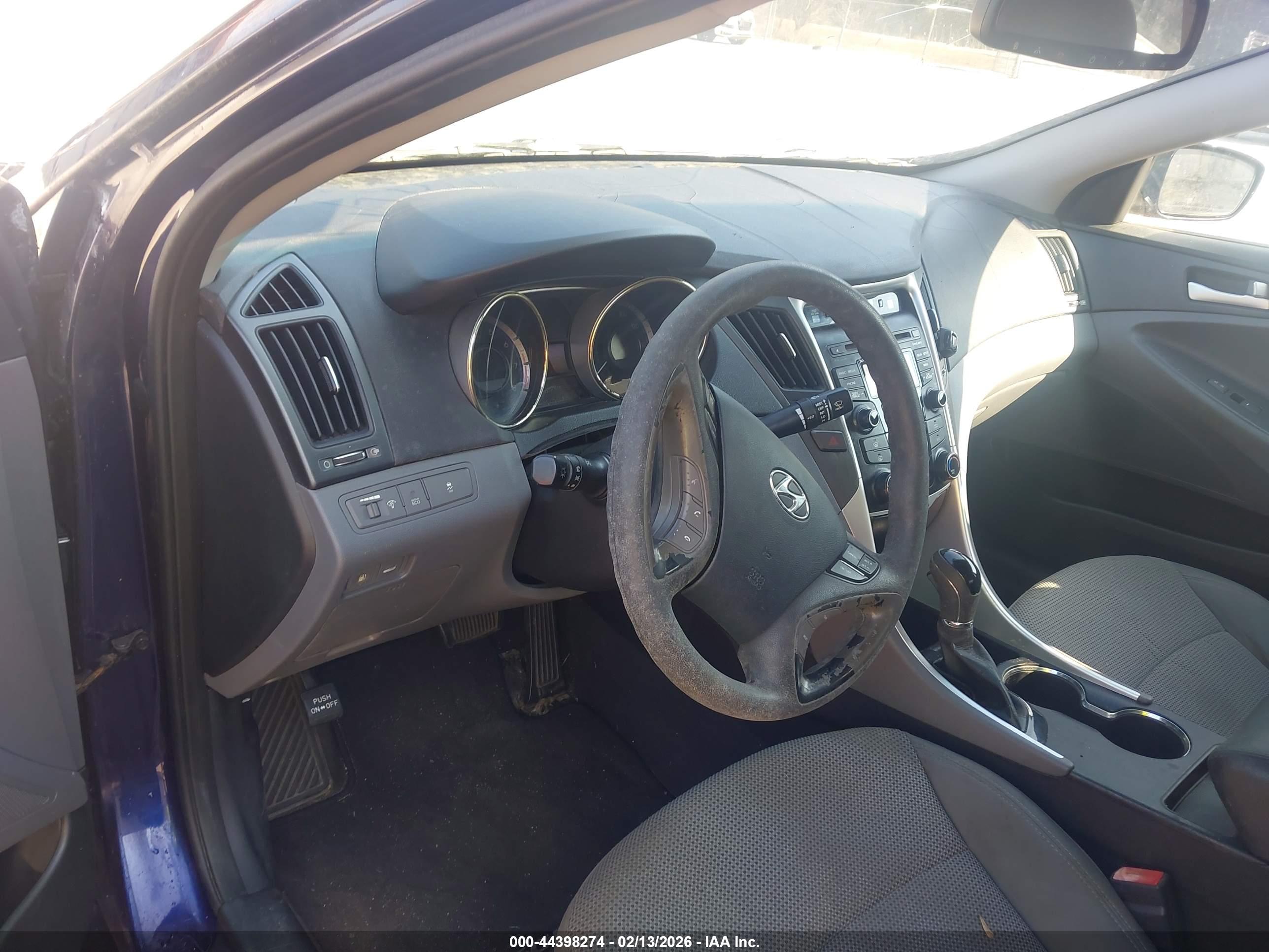 HYUNDAI SONATA image 7