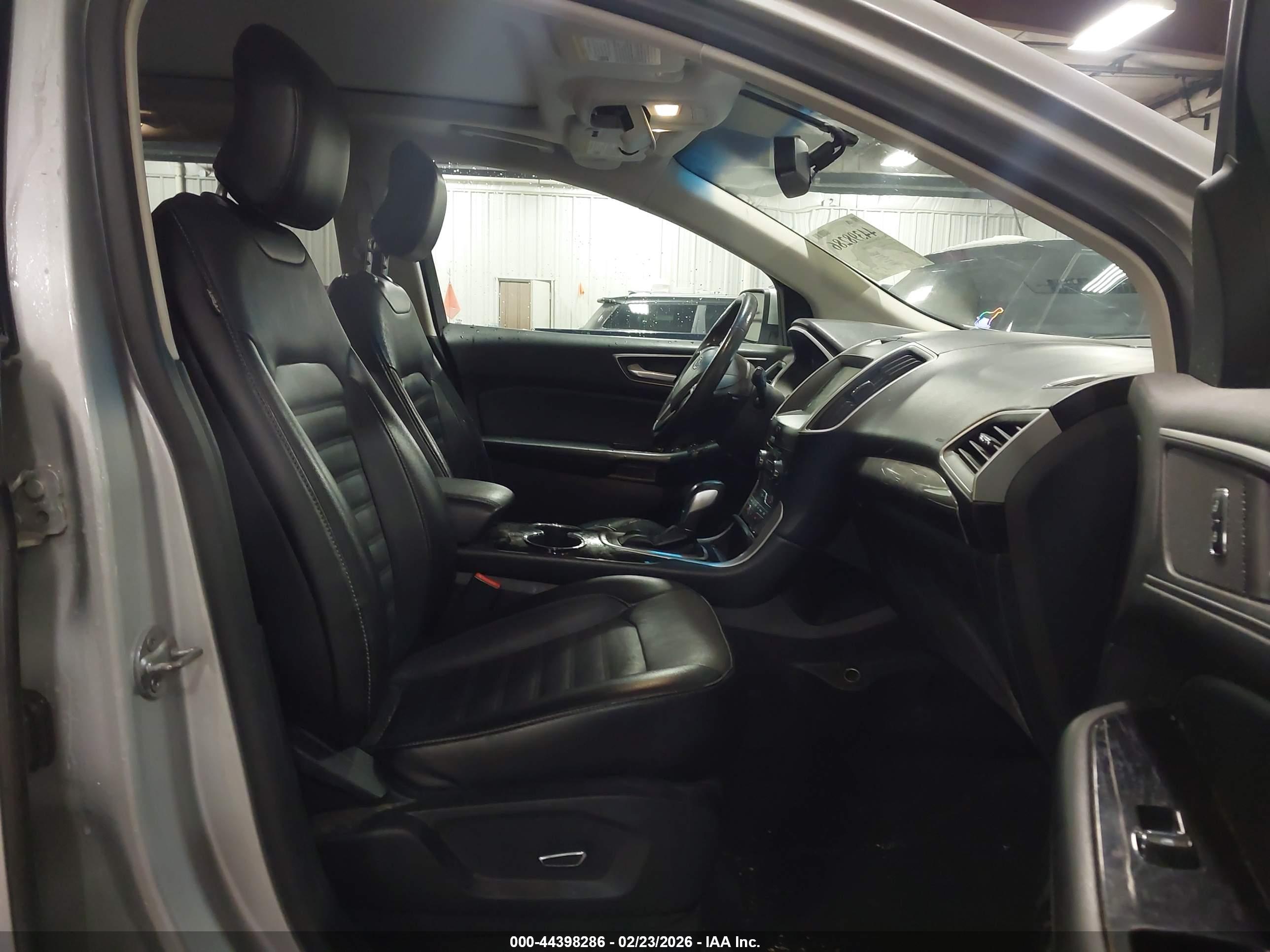FORD EDGE image 5