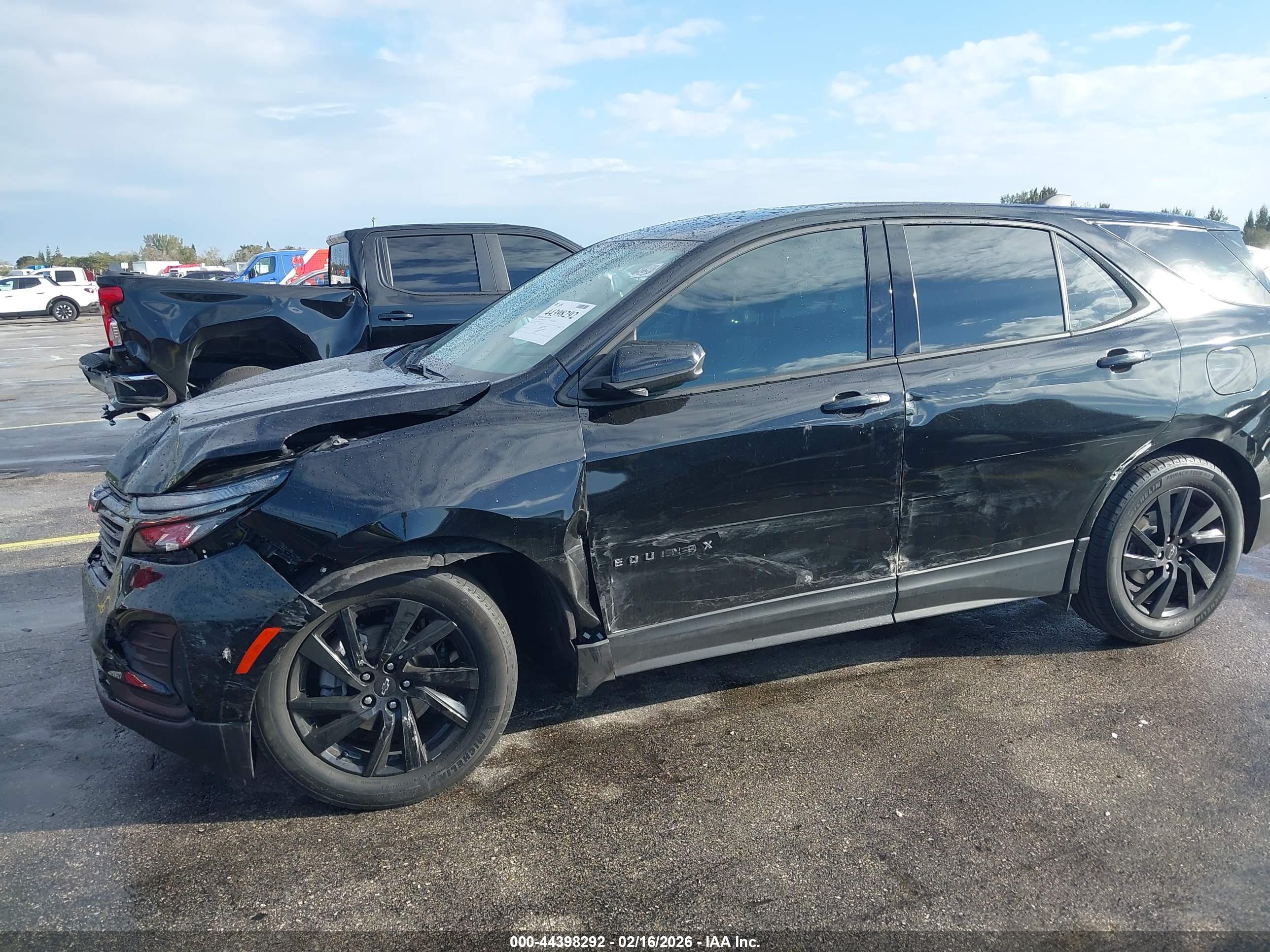 CHEVROLET EQUINOX image 6