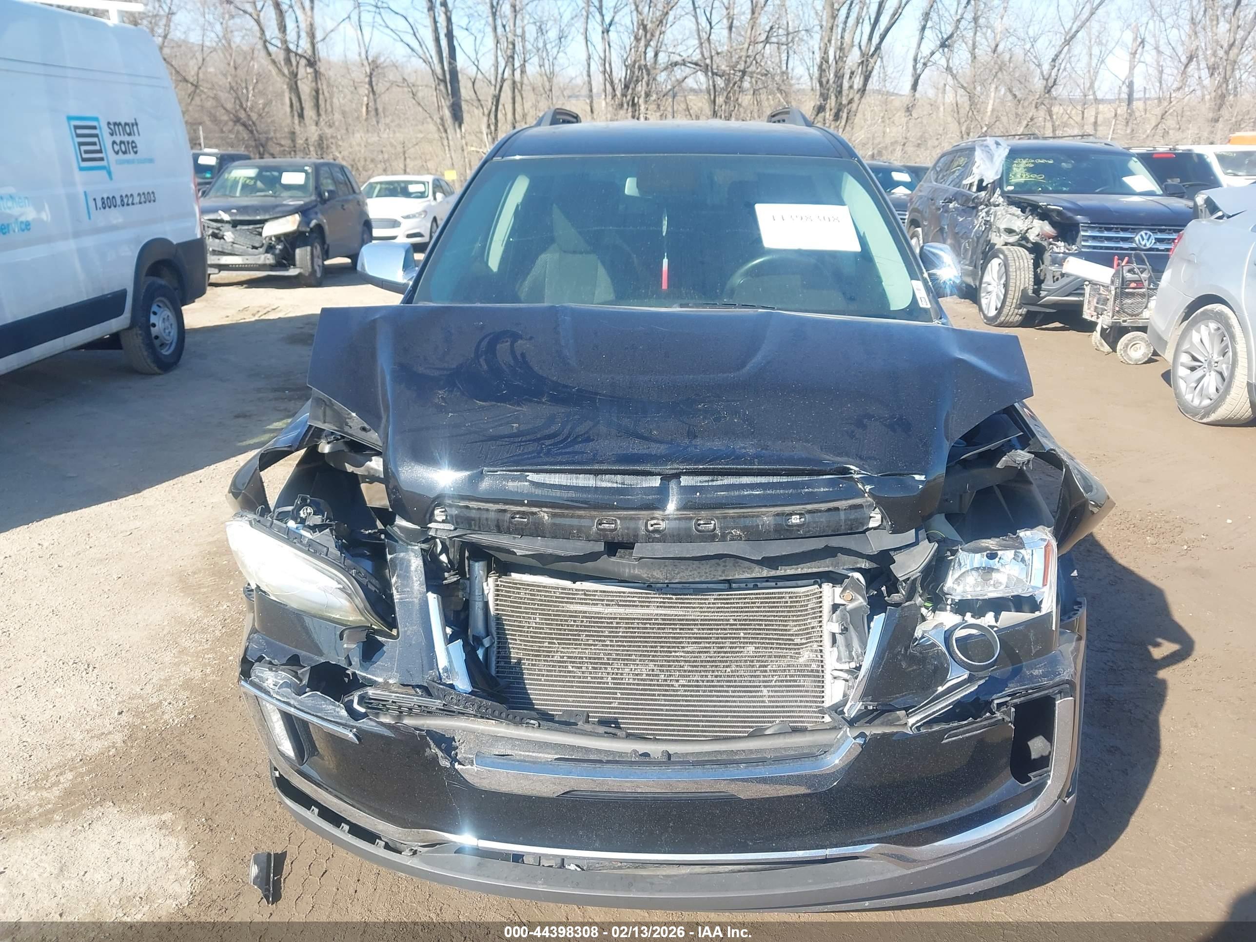 GMC TERRAIN image 6