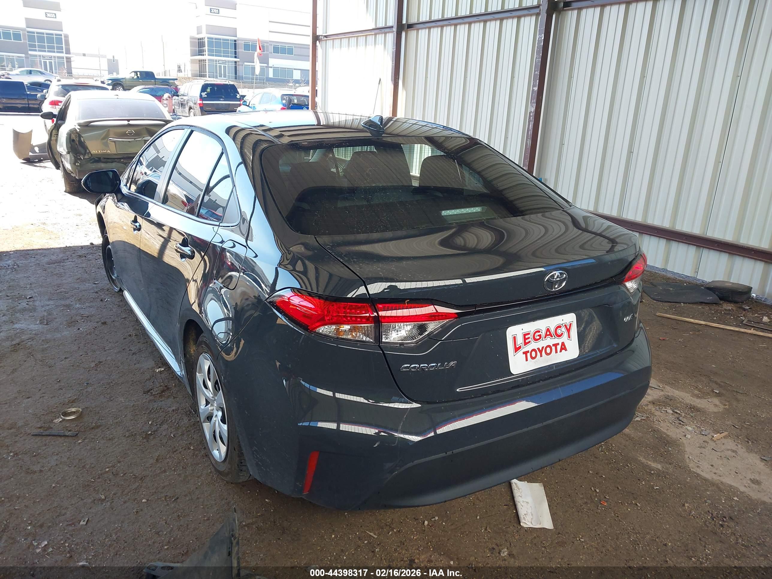TOYOTA COROLLA image 3