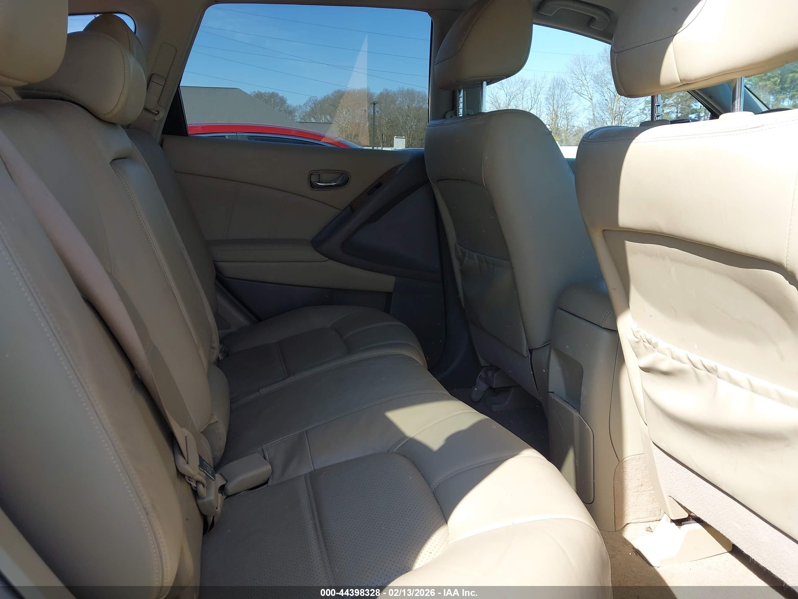 NISSAN MURANO image 8