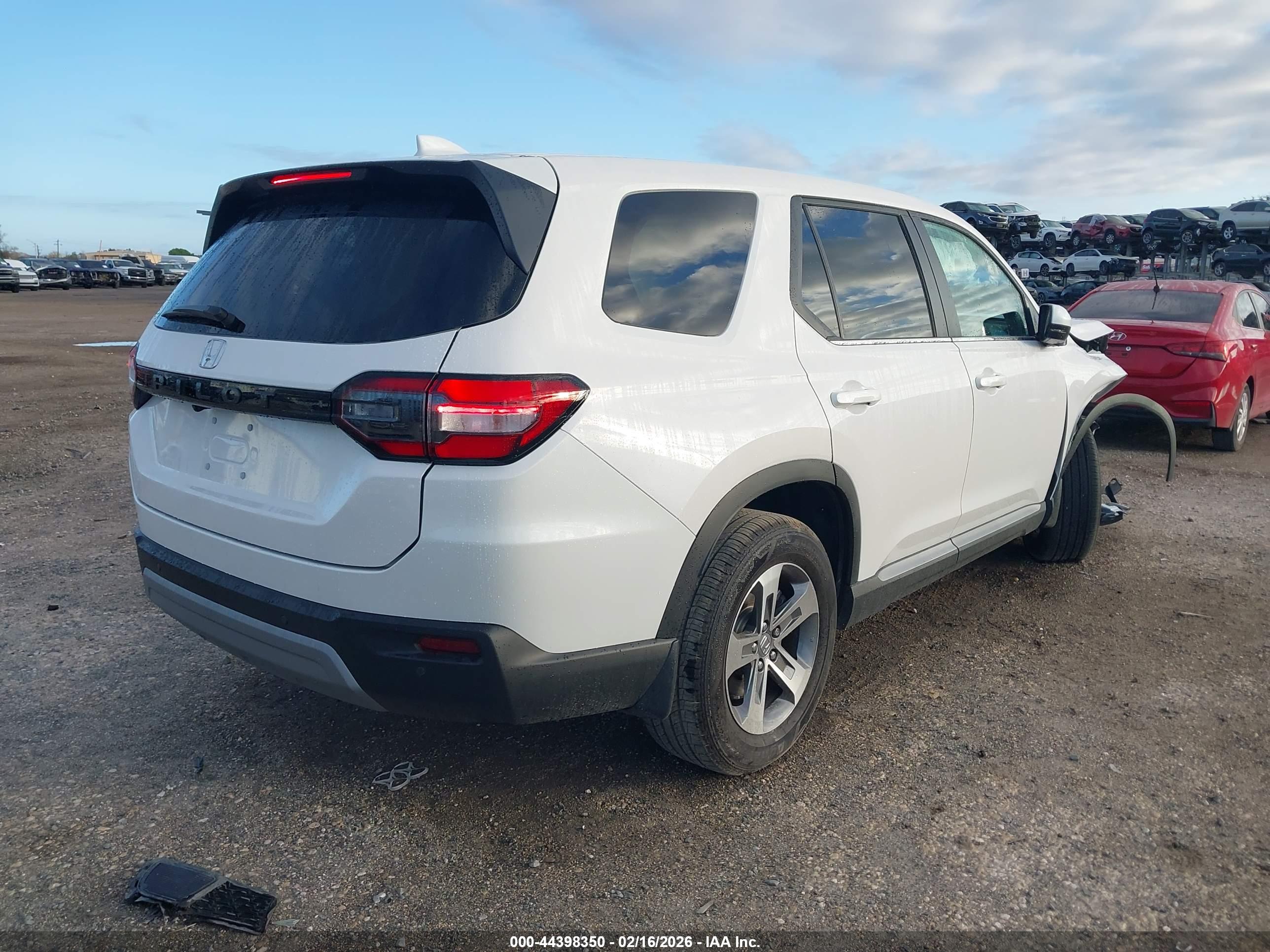 HONDA PILOT image 4