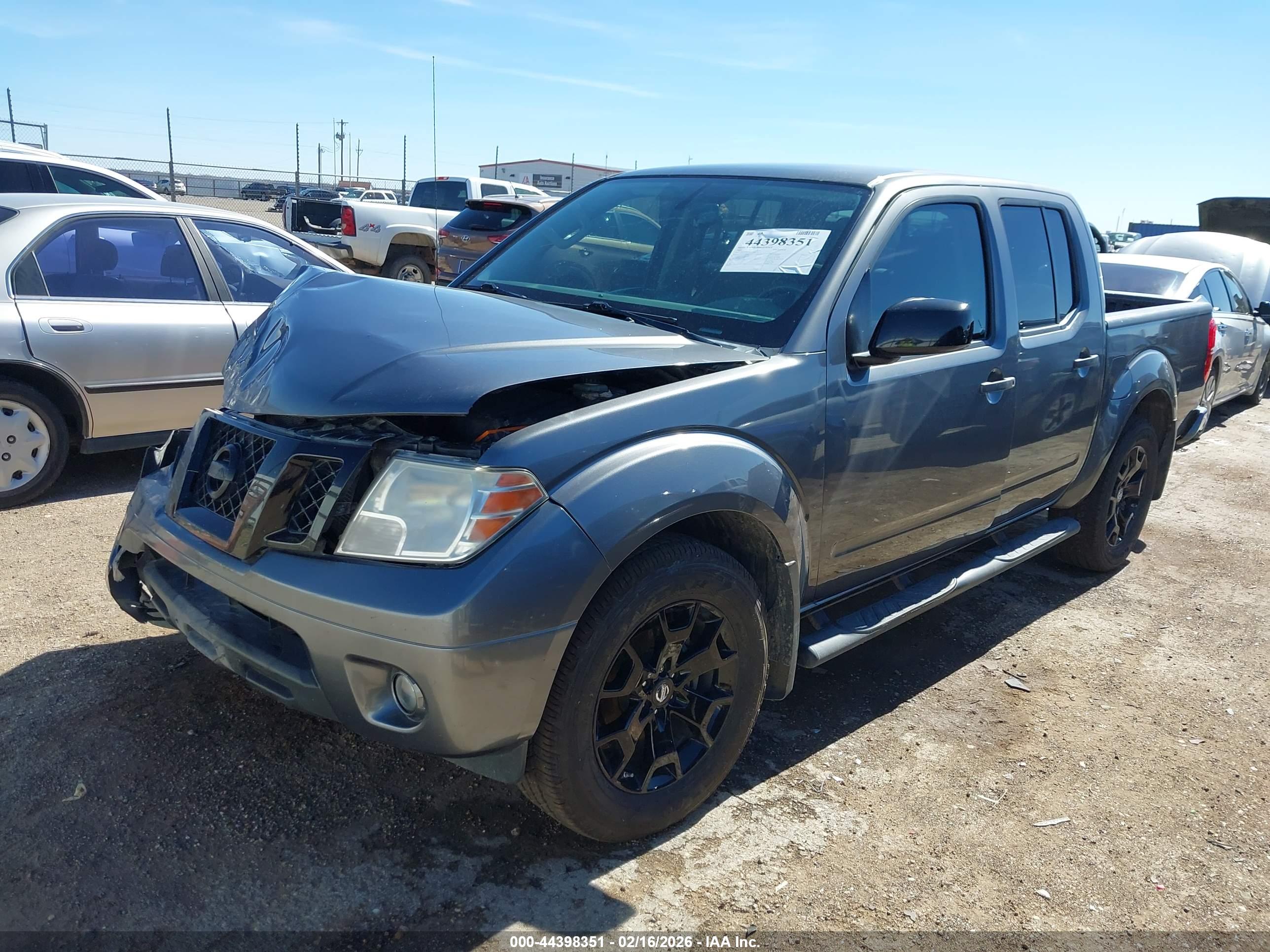 NISSAN FRONTIER image 2