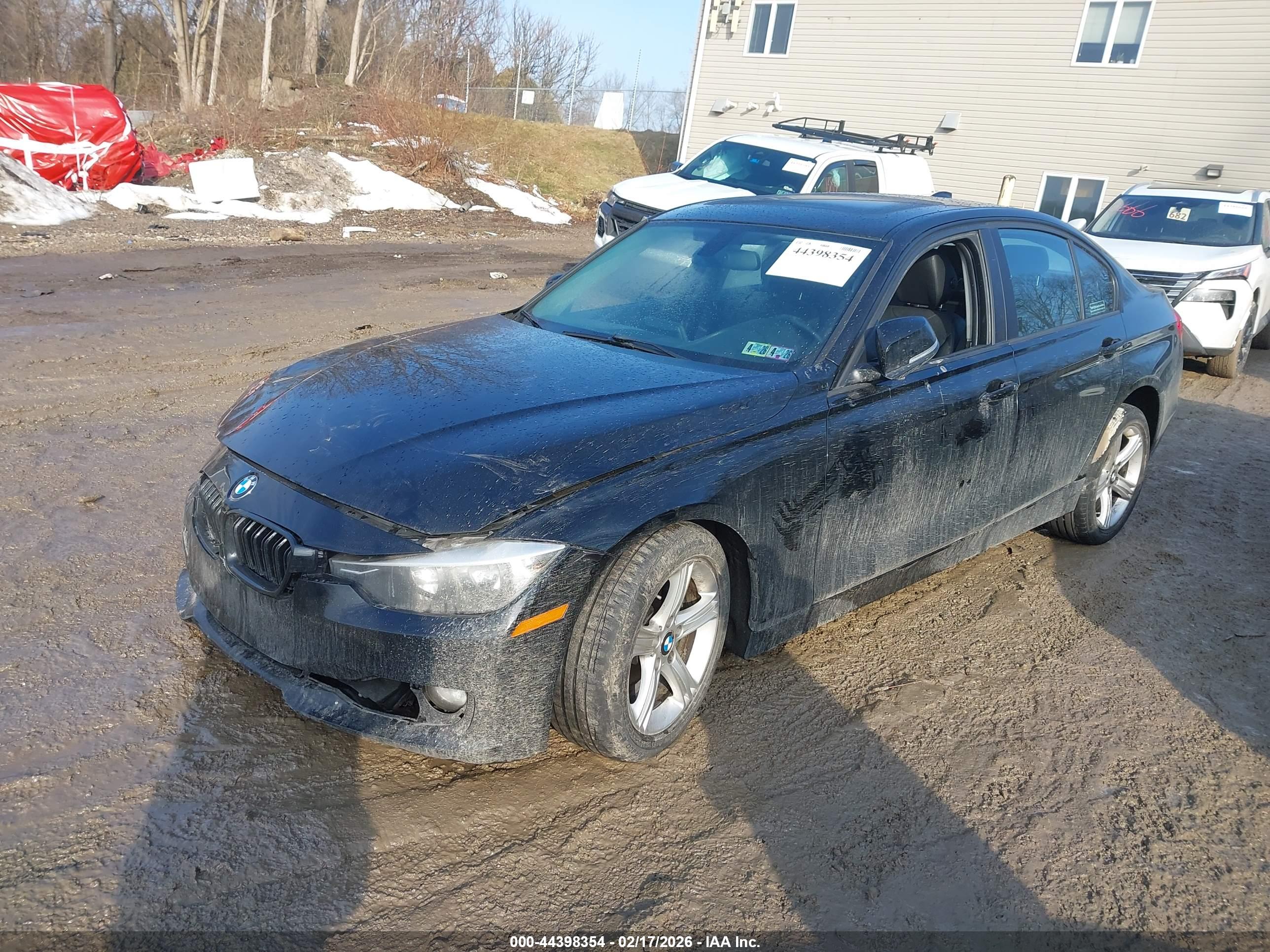 BMW 328I image 2