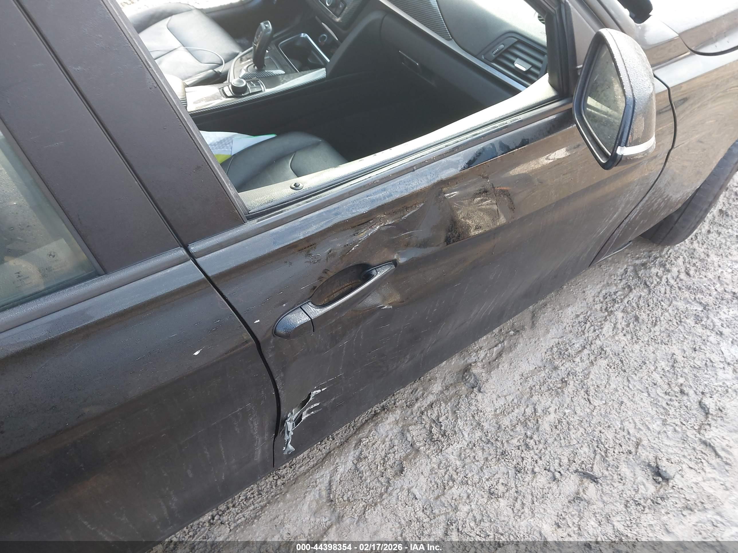 BMW 328I image 6