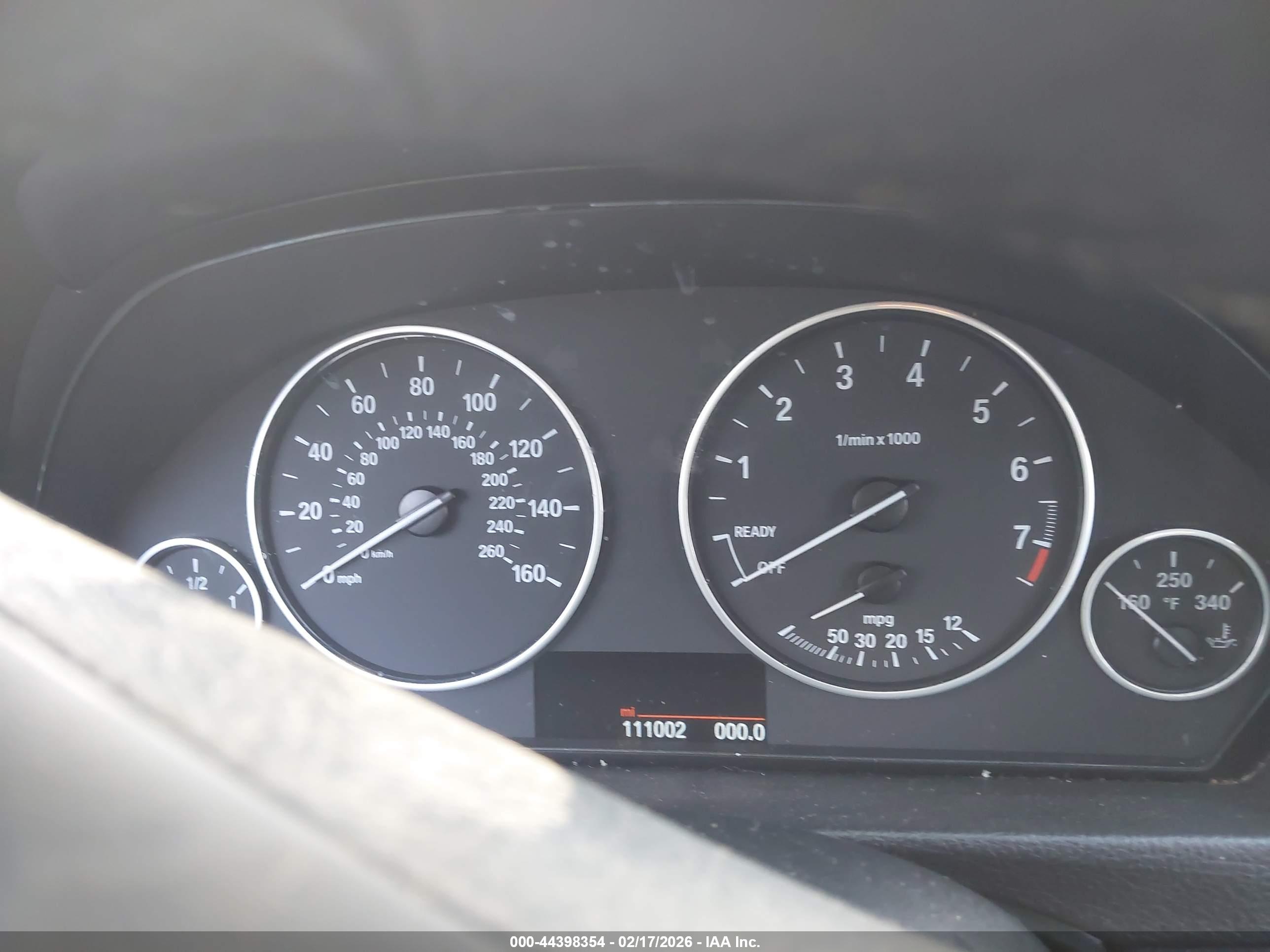 BMW 328I image 7