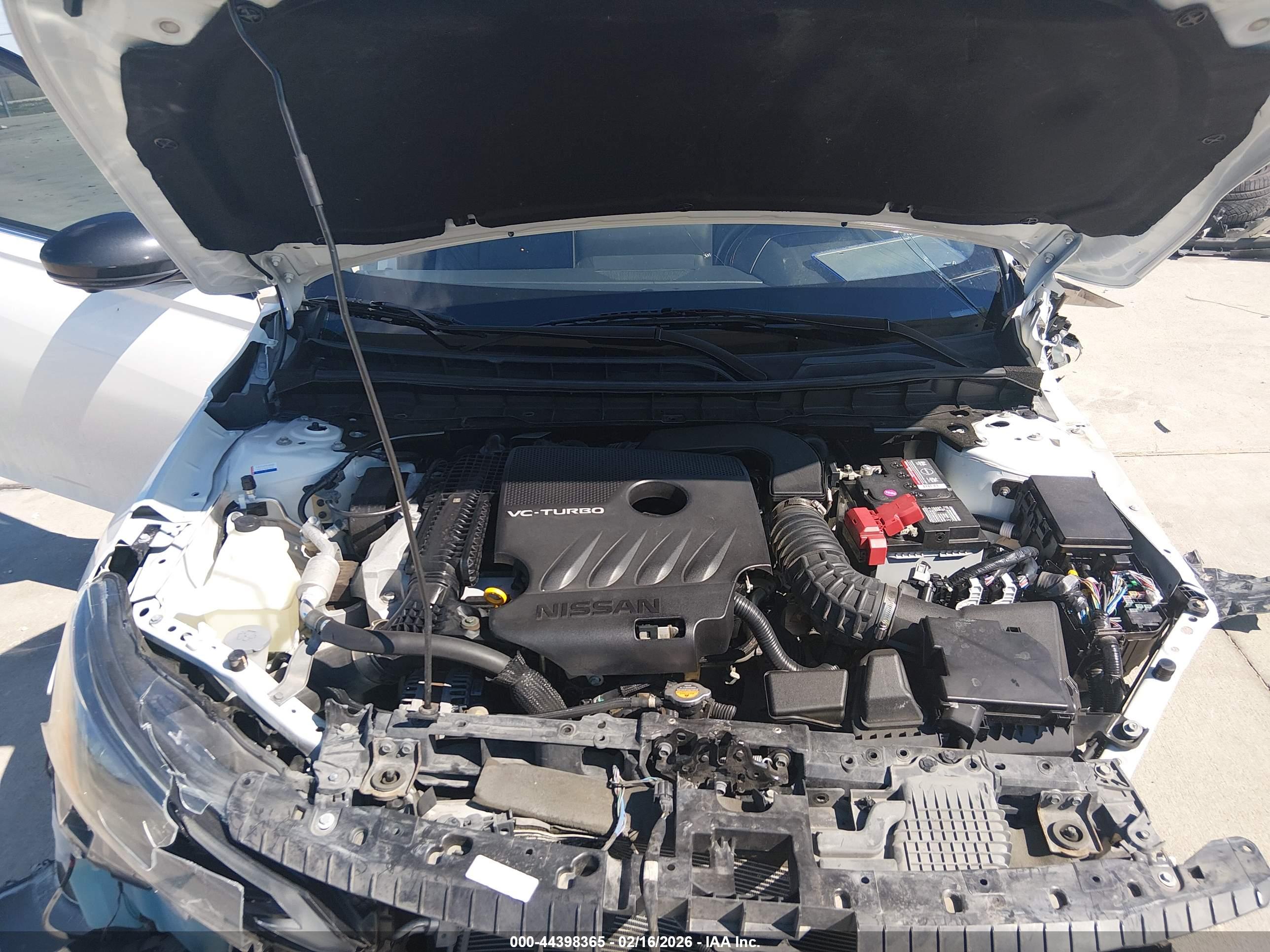 NISSAN ALTIMA image 10