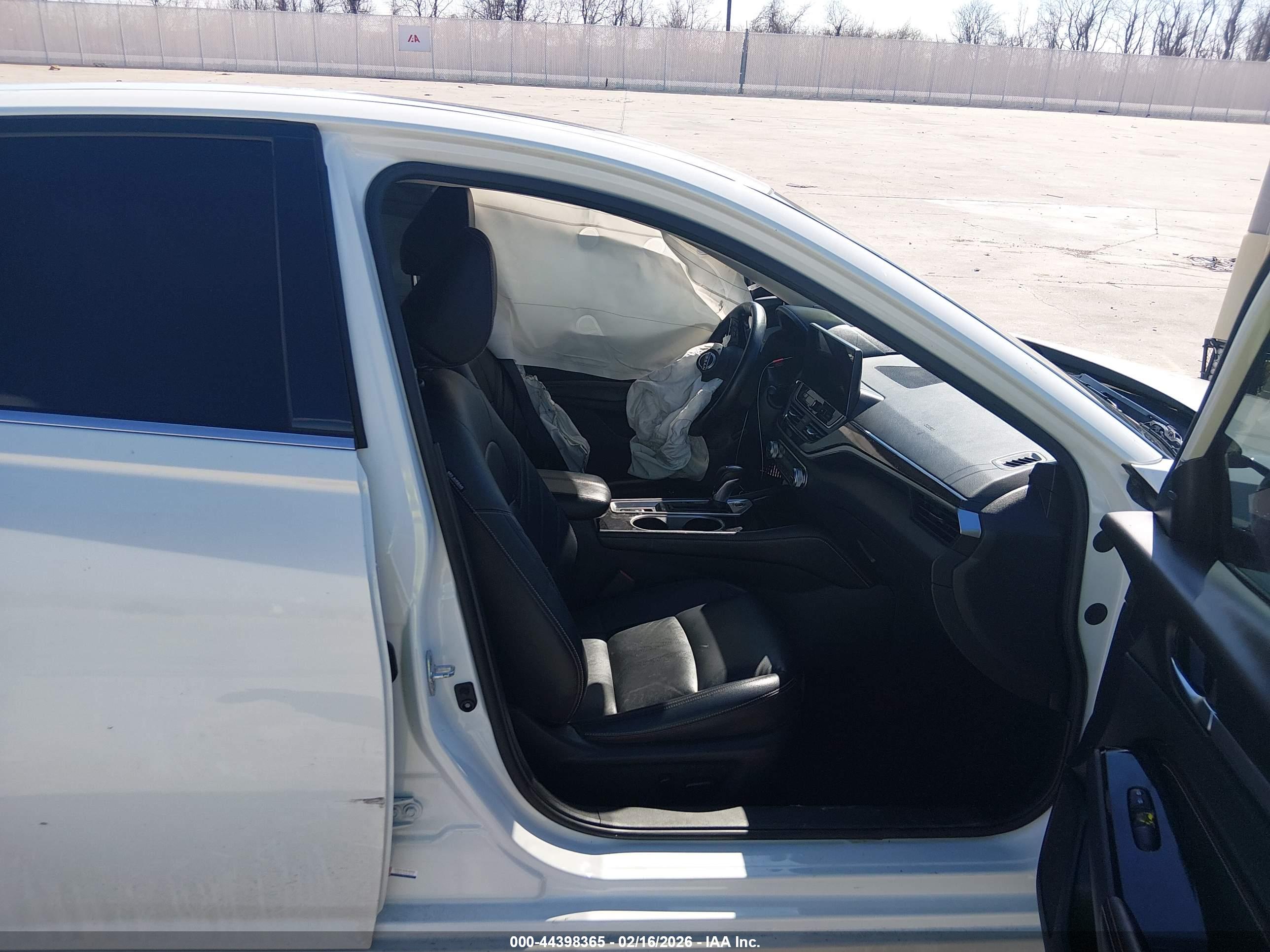 NISSAN ALTIMA image 5