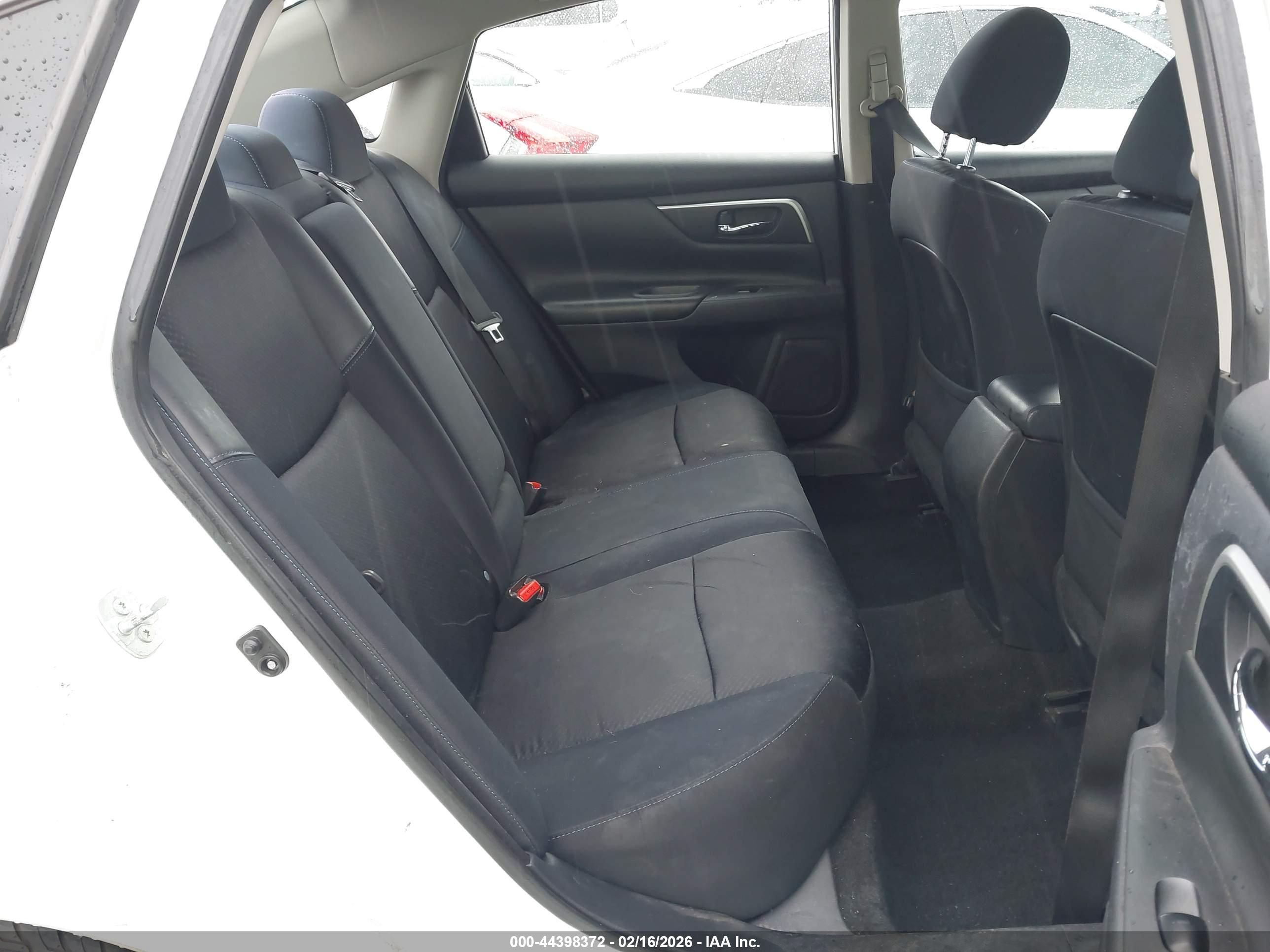 NISSAN ALTIMA image 8