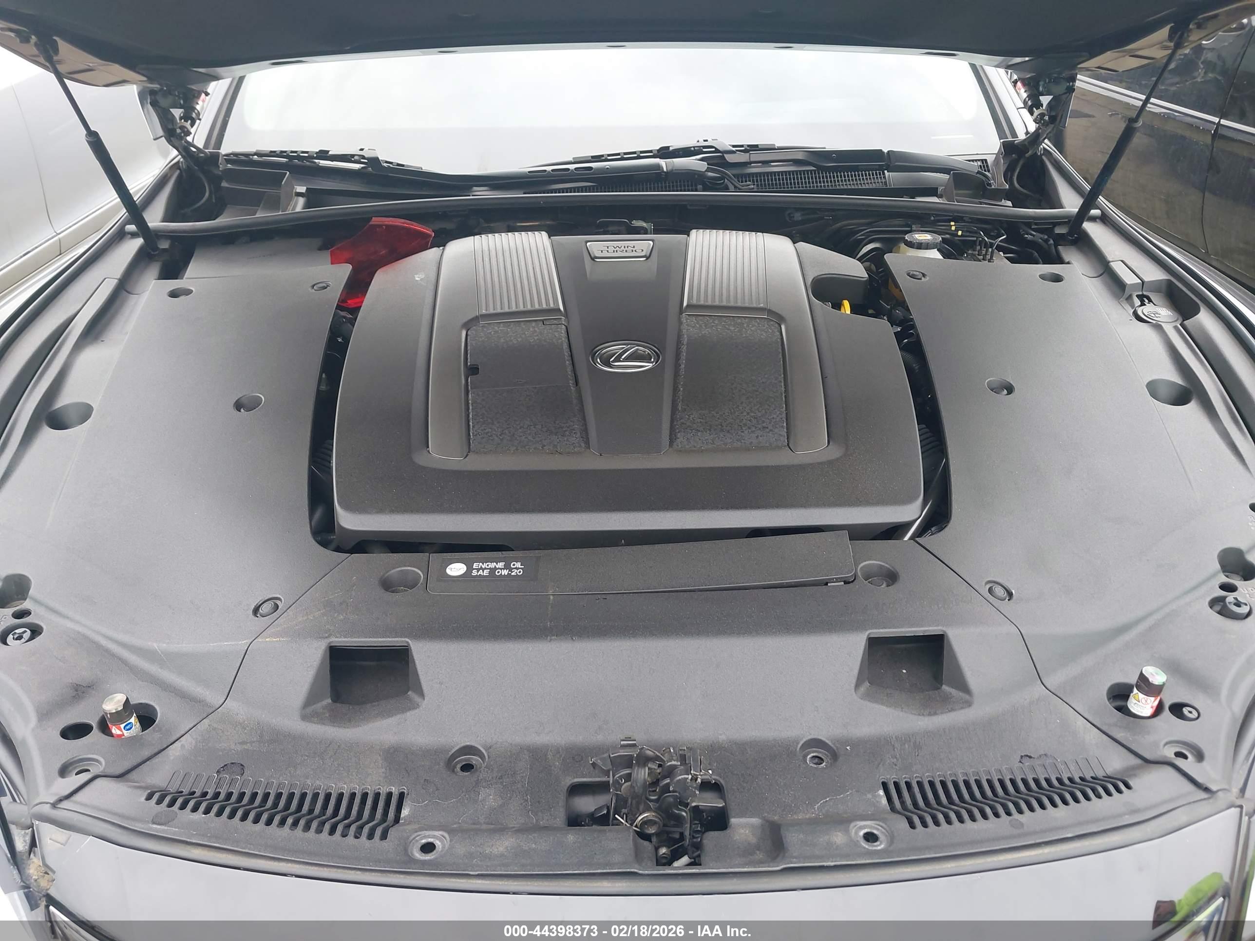 LEXUS LS image 10