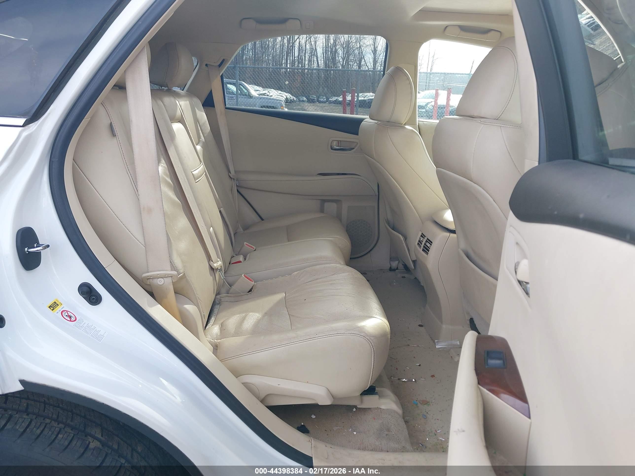 LEXUS RX image 8