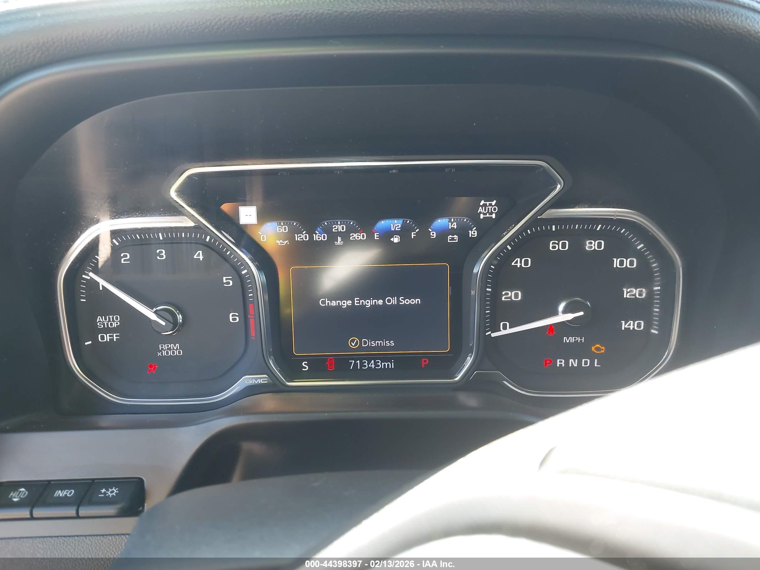 GMC SIERRA image 7