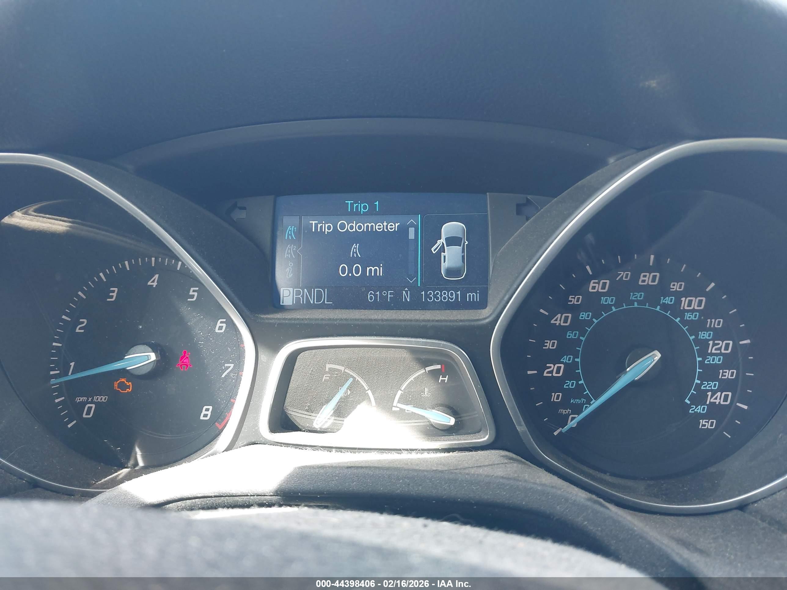 FORD FOCUS image 7