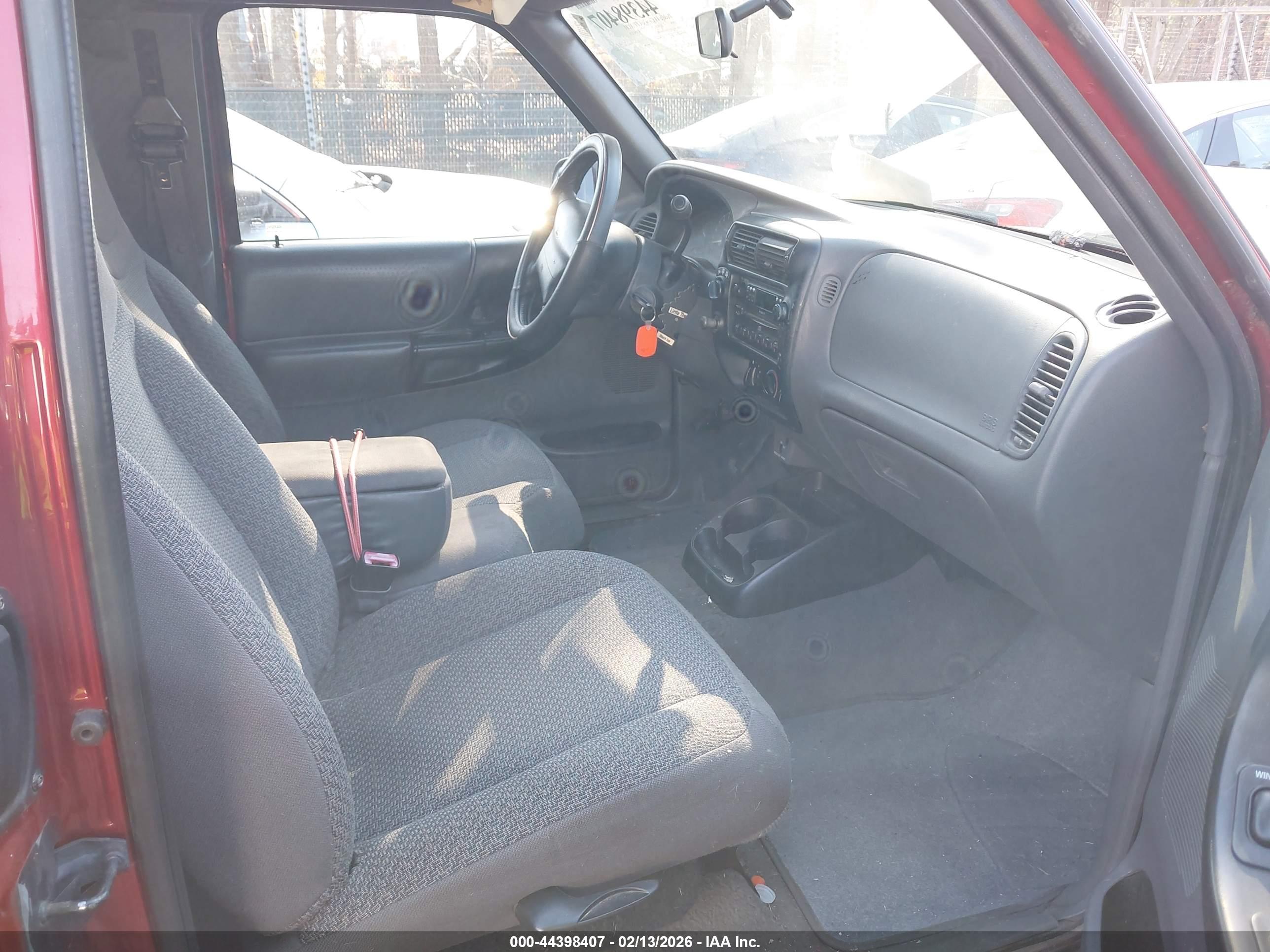 FORD RANGER image 5