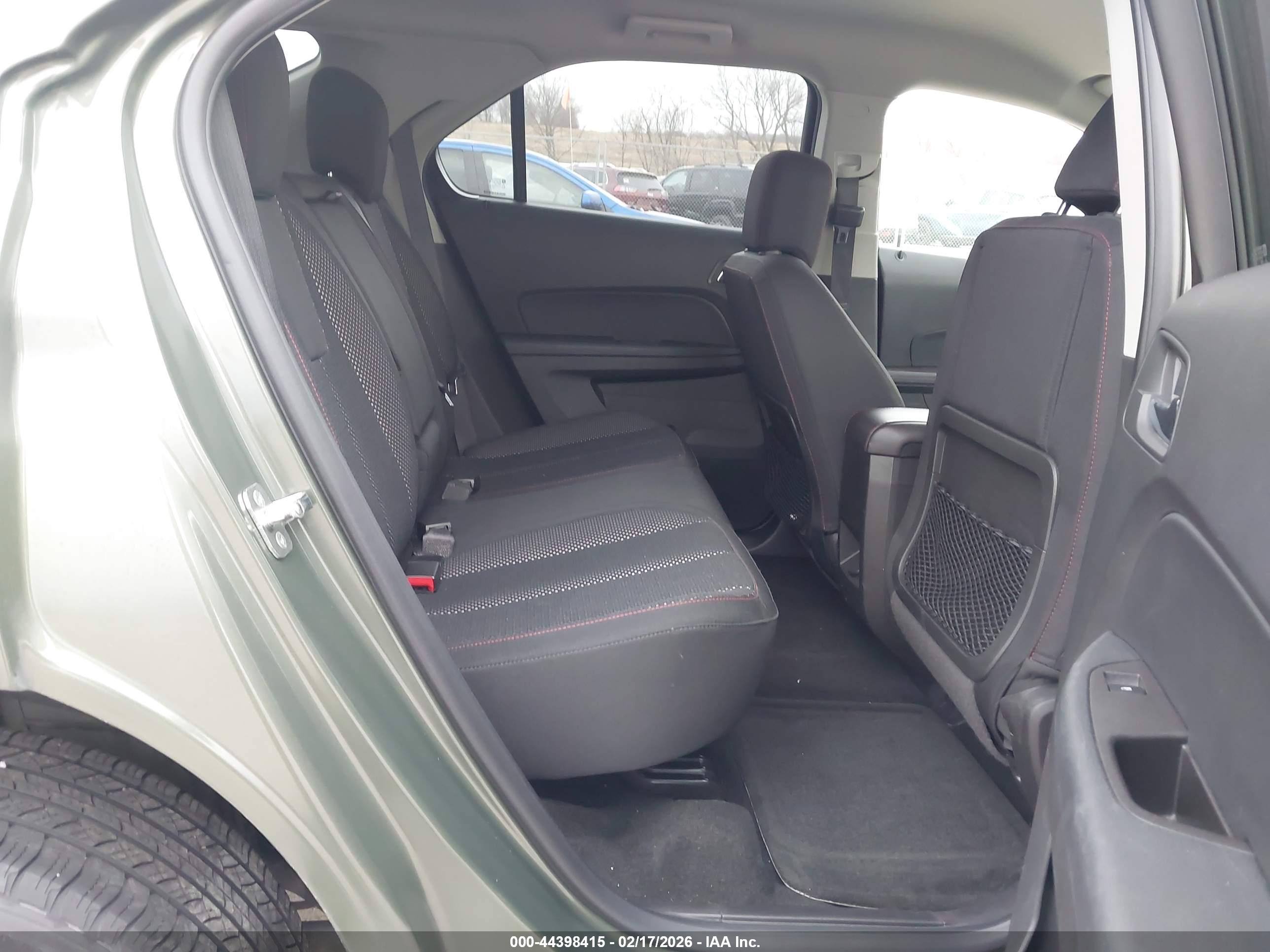 CHEVROLET EQUINOX image 8
