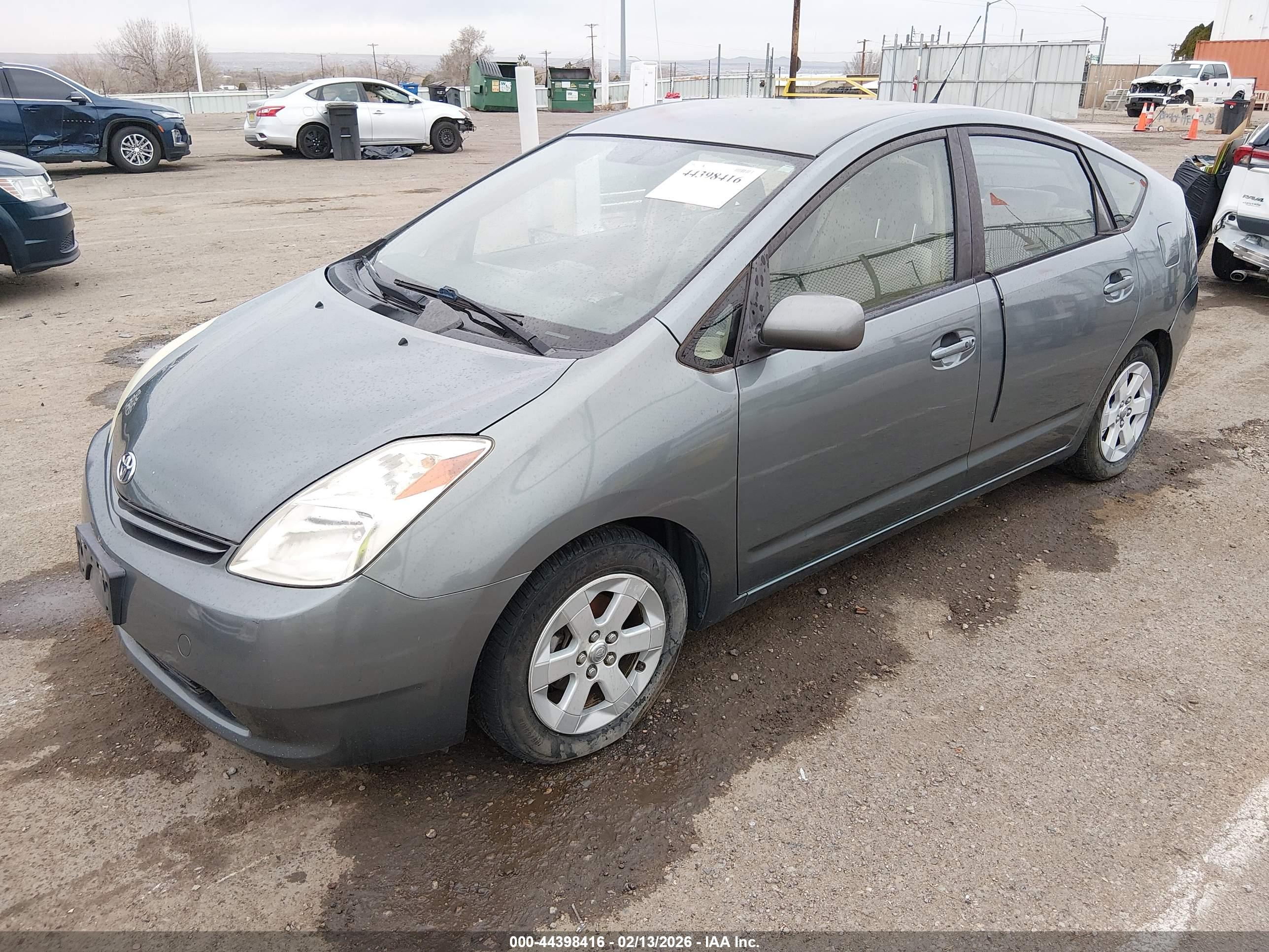 TOYOTA PRIUS image 2