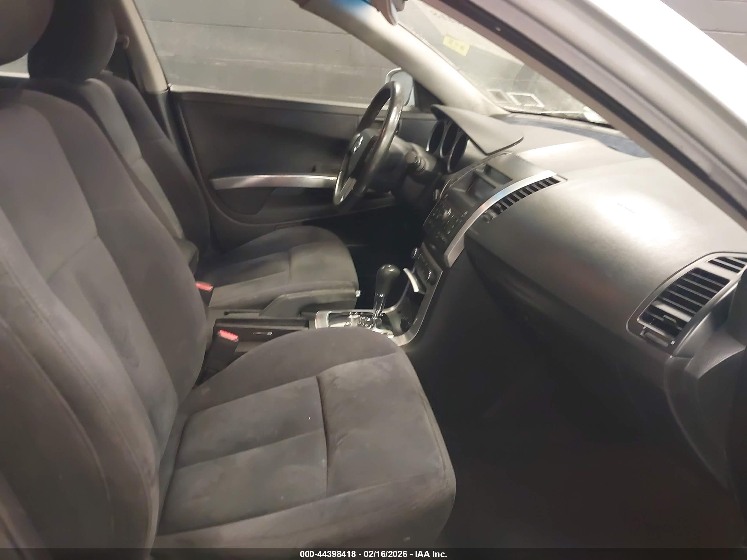 NISSAN MAXIMA image 5