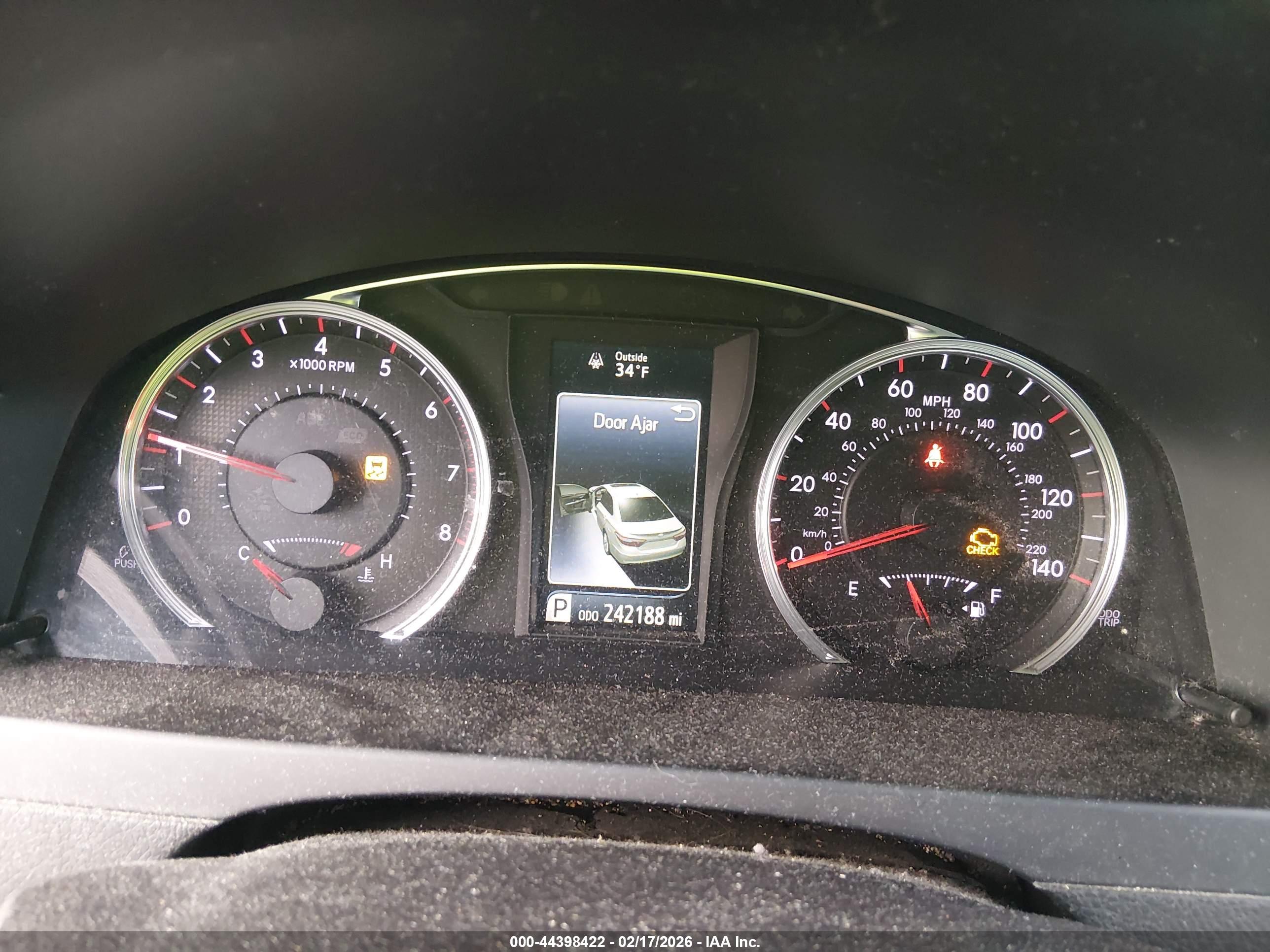 TOYOTA CAMRY image 7