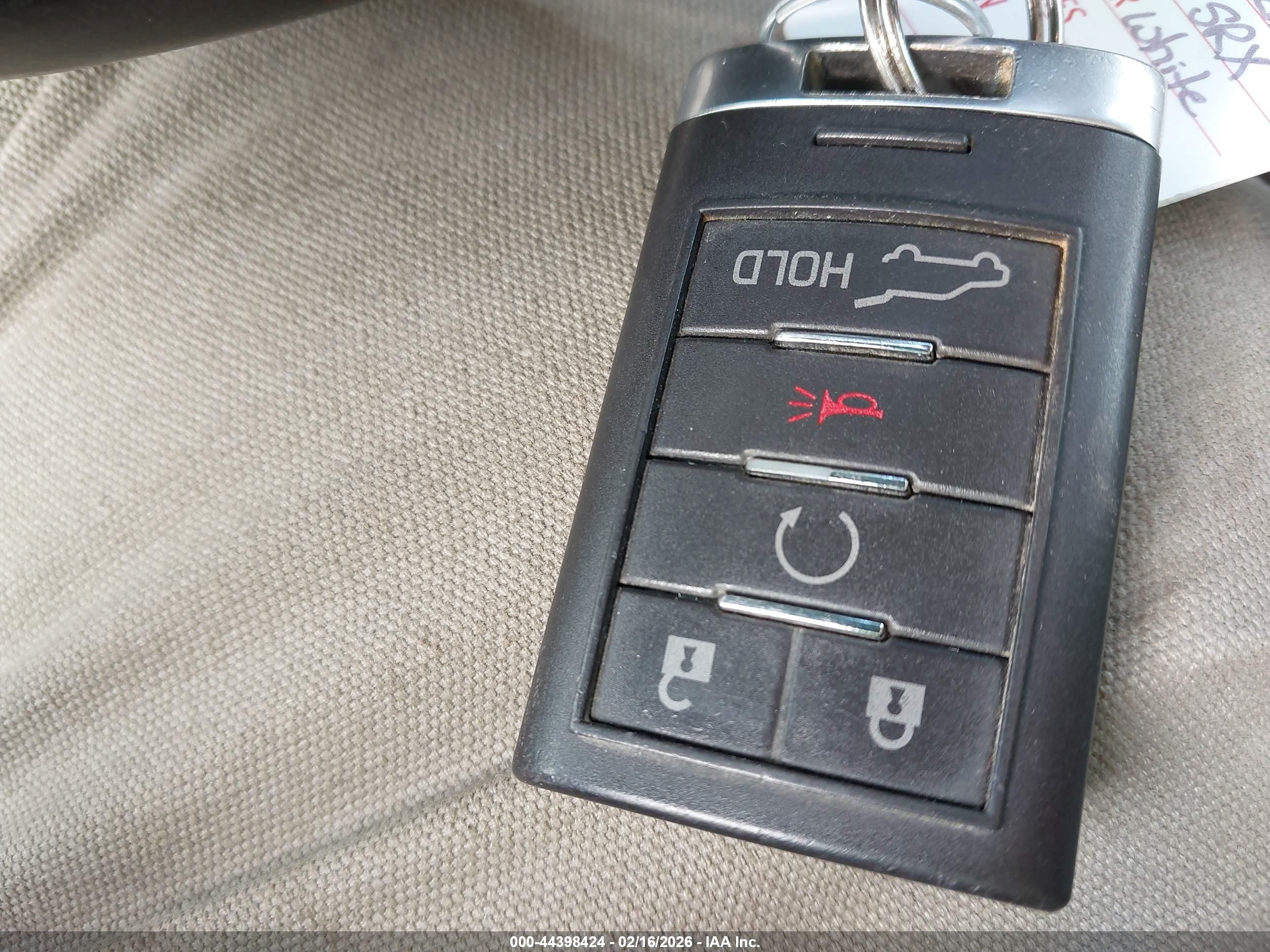 CADILLAC SRX image 11