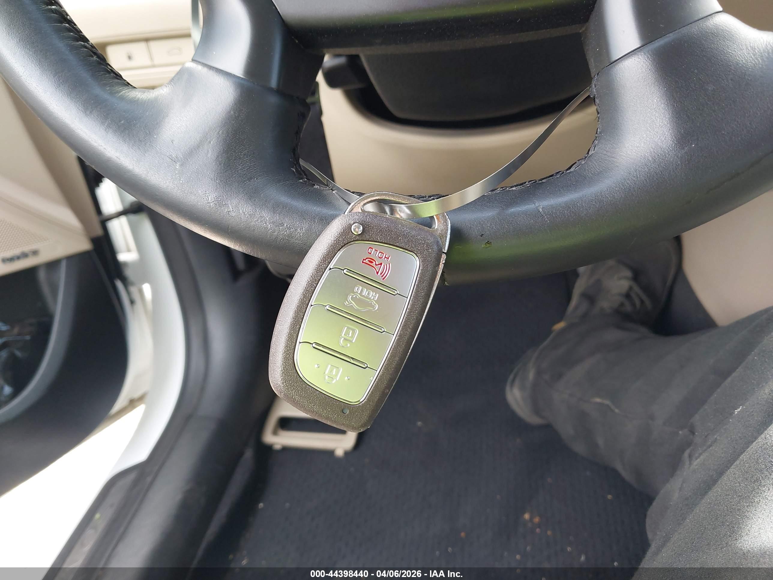 HYUNDAI SONATA image 11