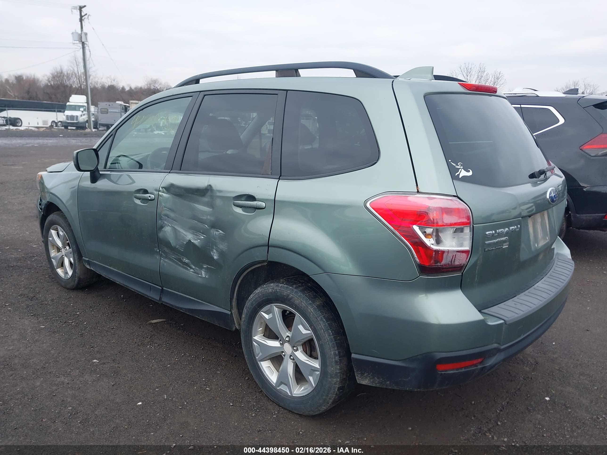 SUBARU FORESTER image 3