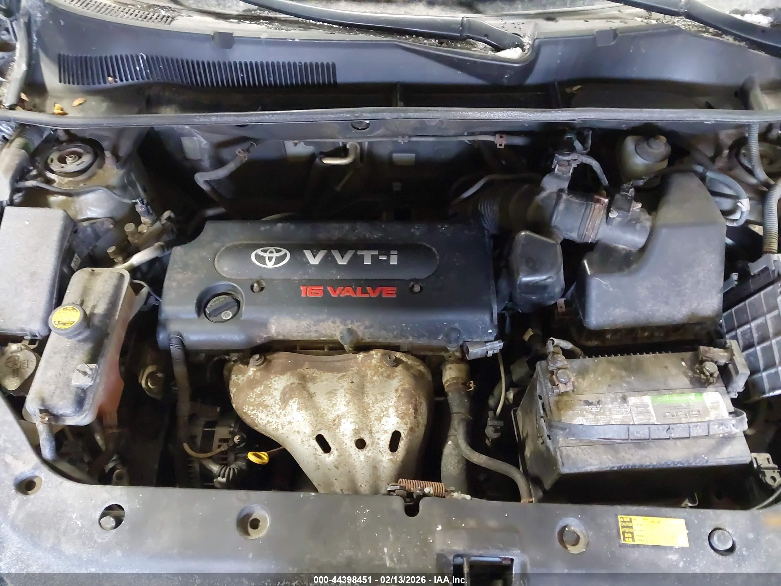 TOYOTA RAV4 image 10