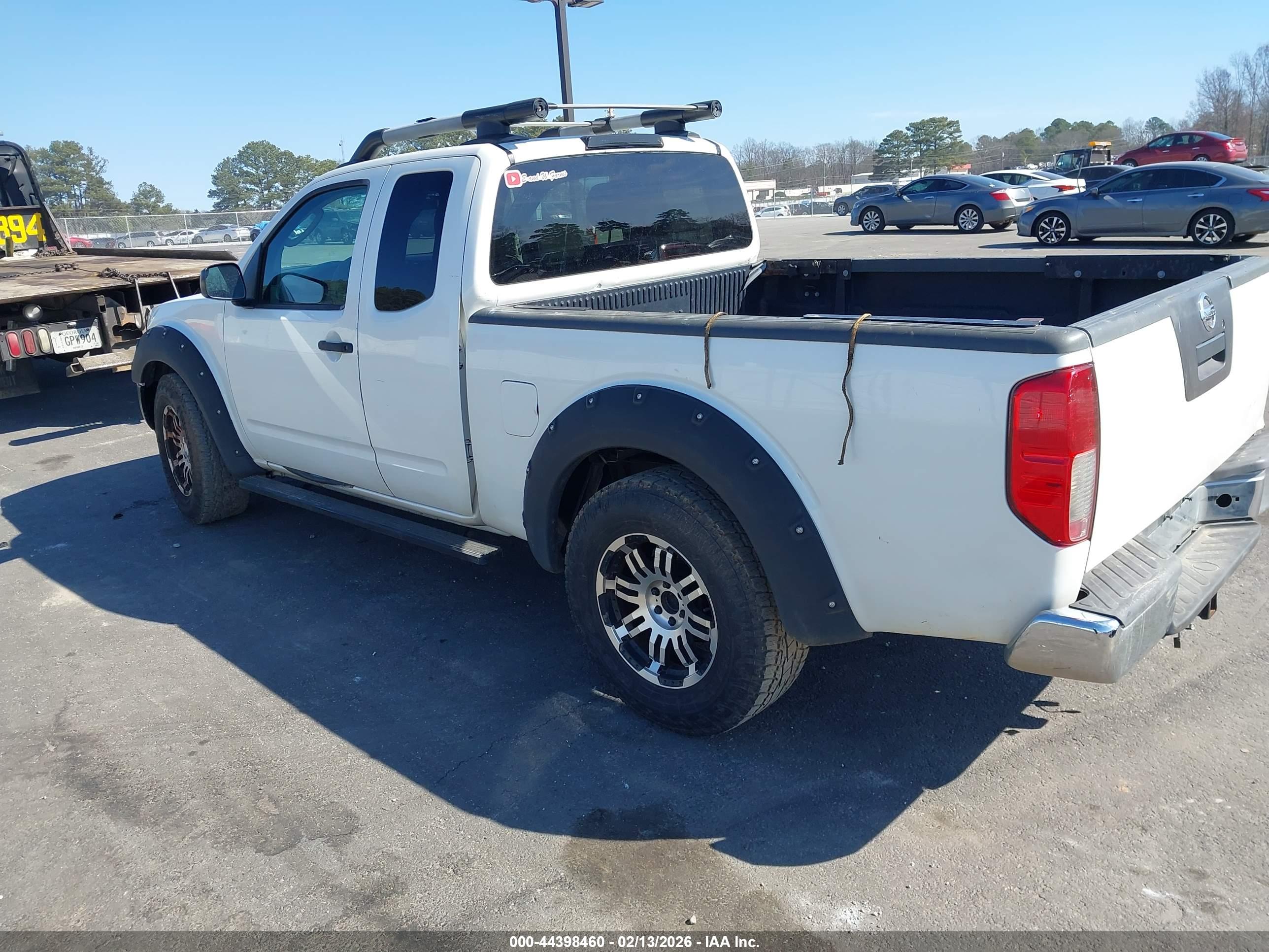 NISSAN FRONTIER image 3