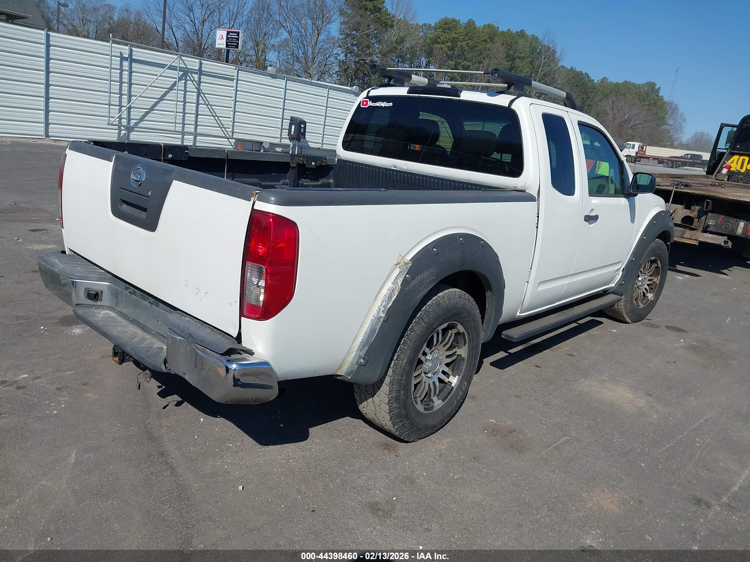 NISSAN FRONTIER image 4