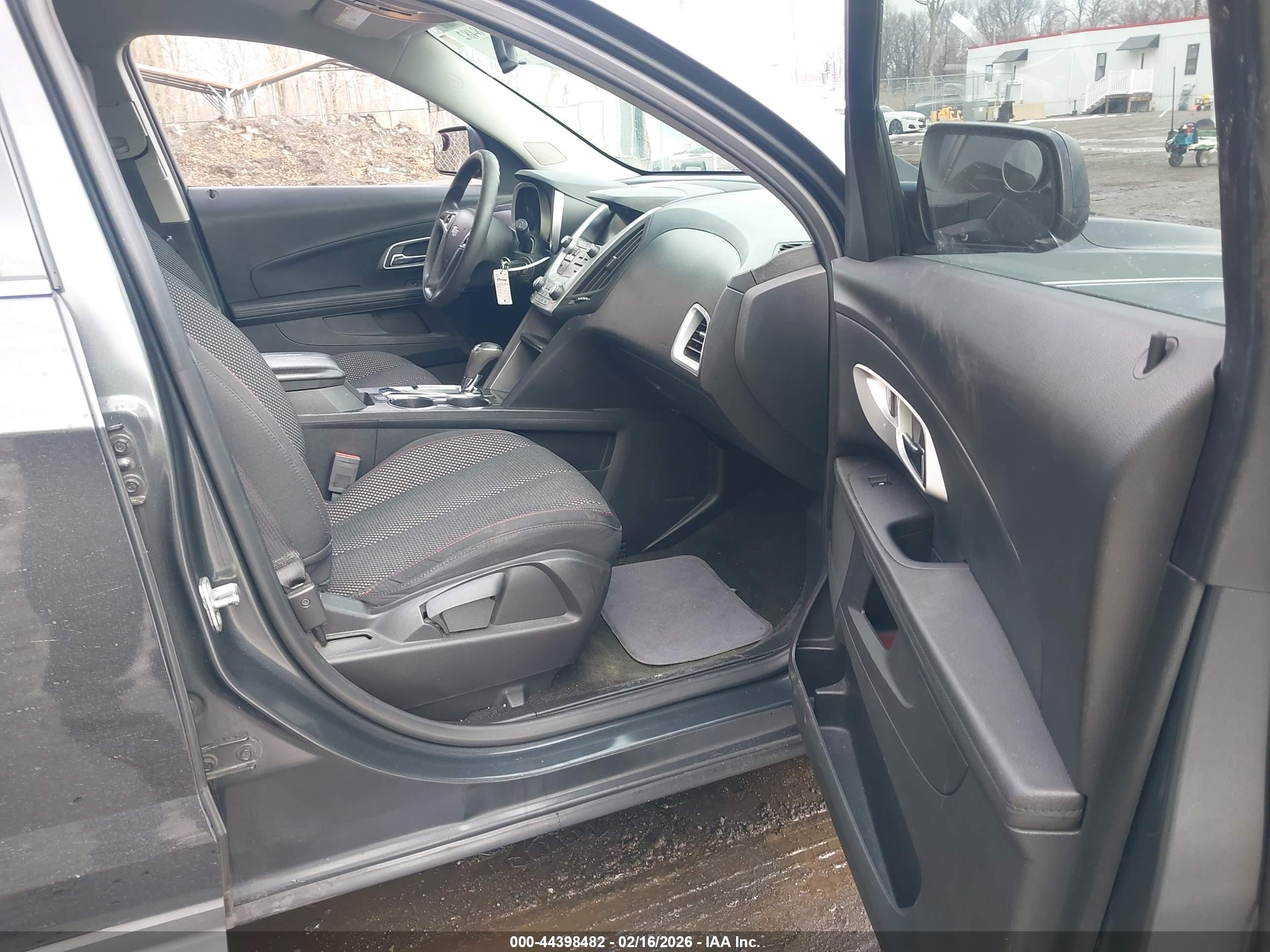 CHEVROLET EQUINOX image 5