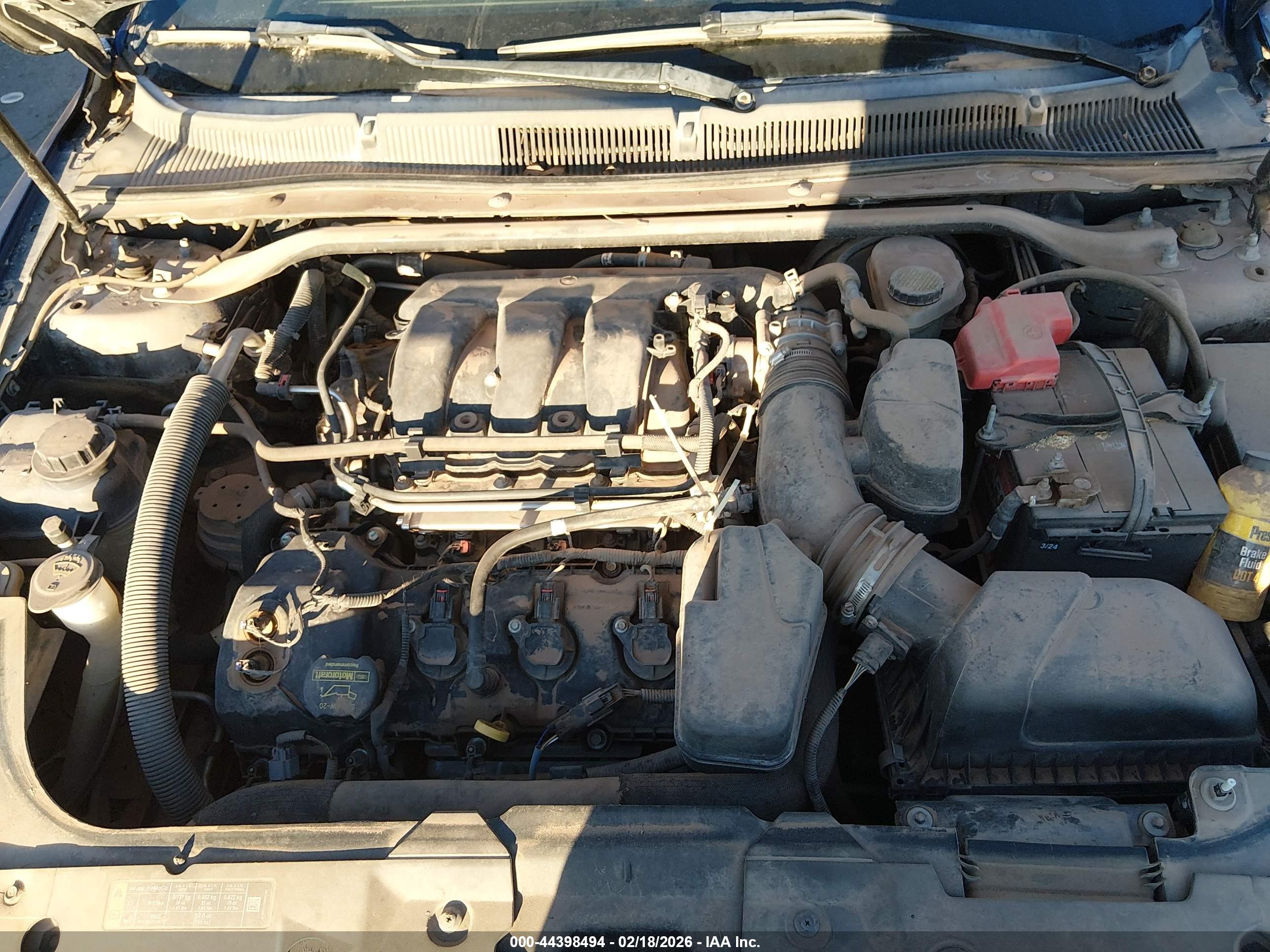 FORD TAURUS image 10