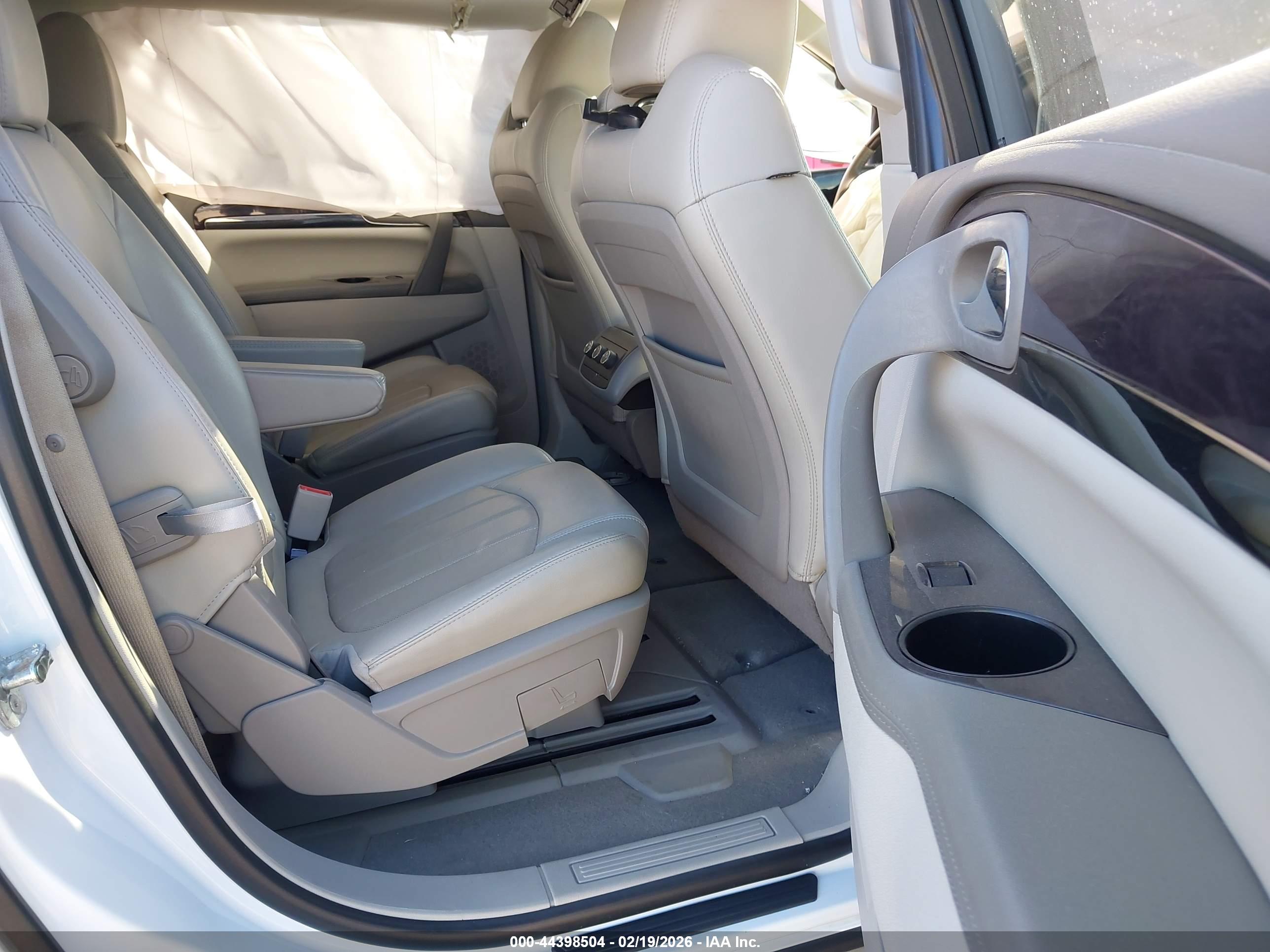 BUICK ENCLAVE image 8