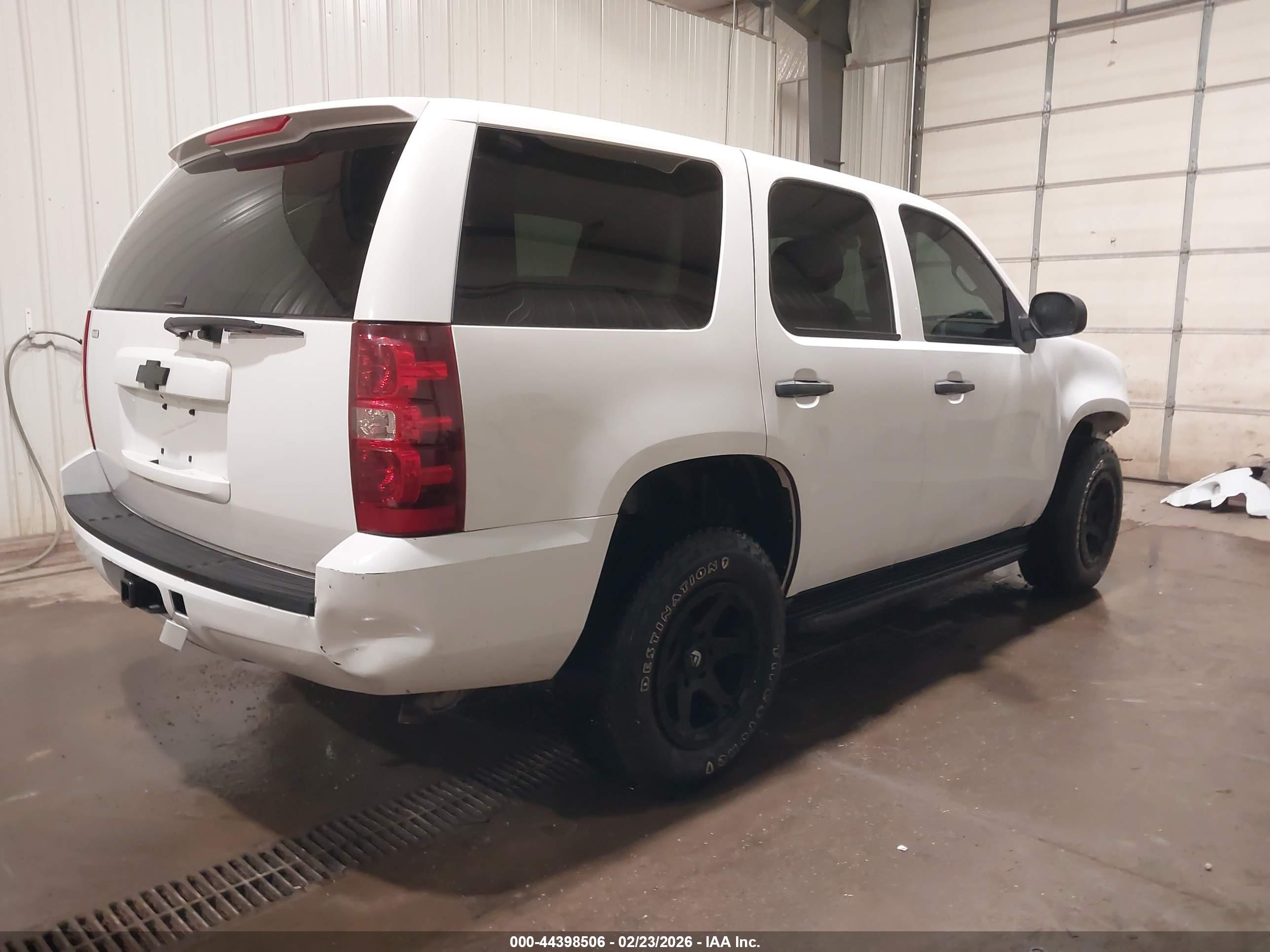 CHEVROLET TAHOE image 4