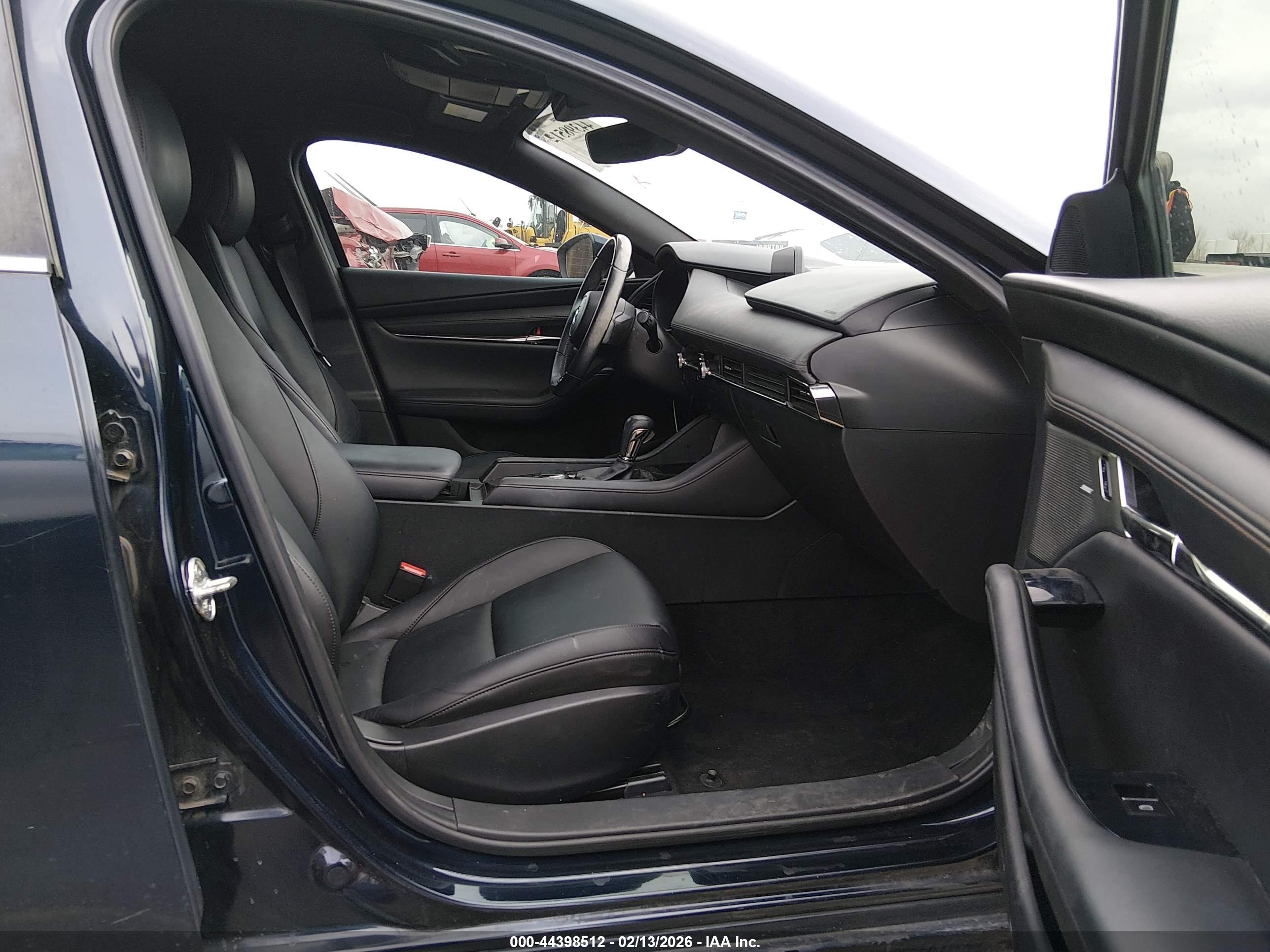 MAZDA MAZDA3 image 5