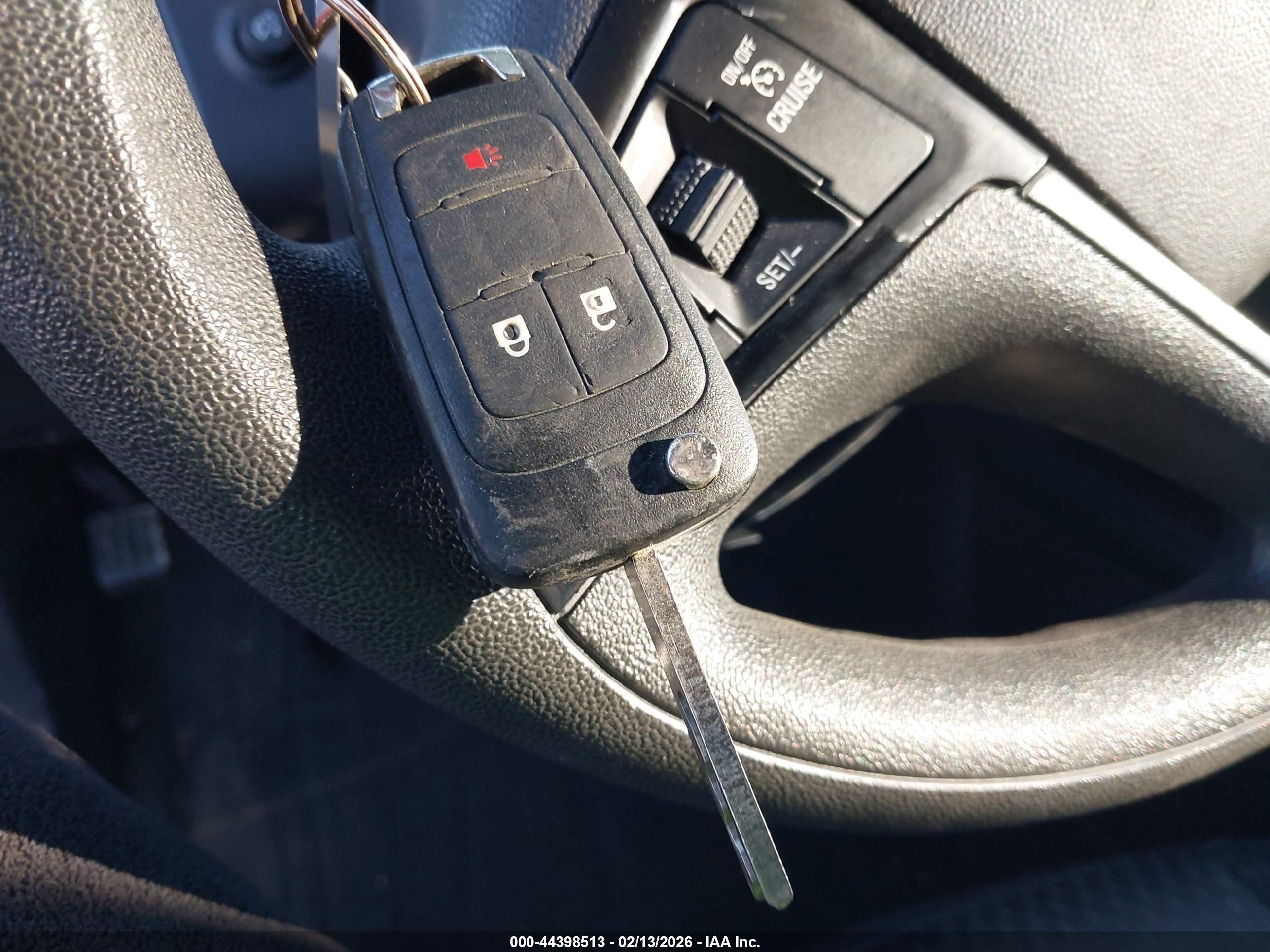 GMC TERRAIN image 11
