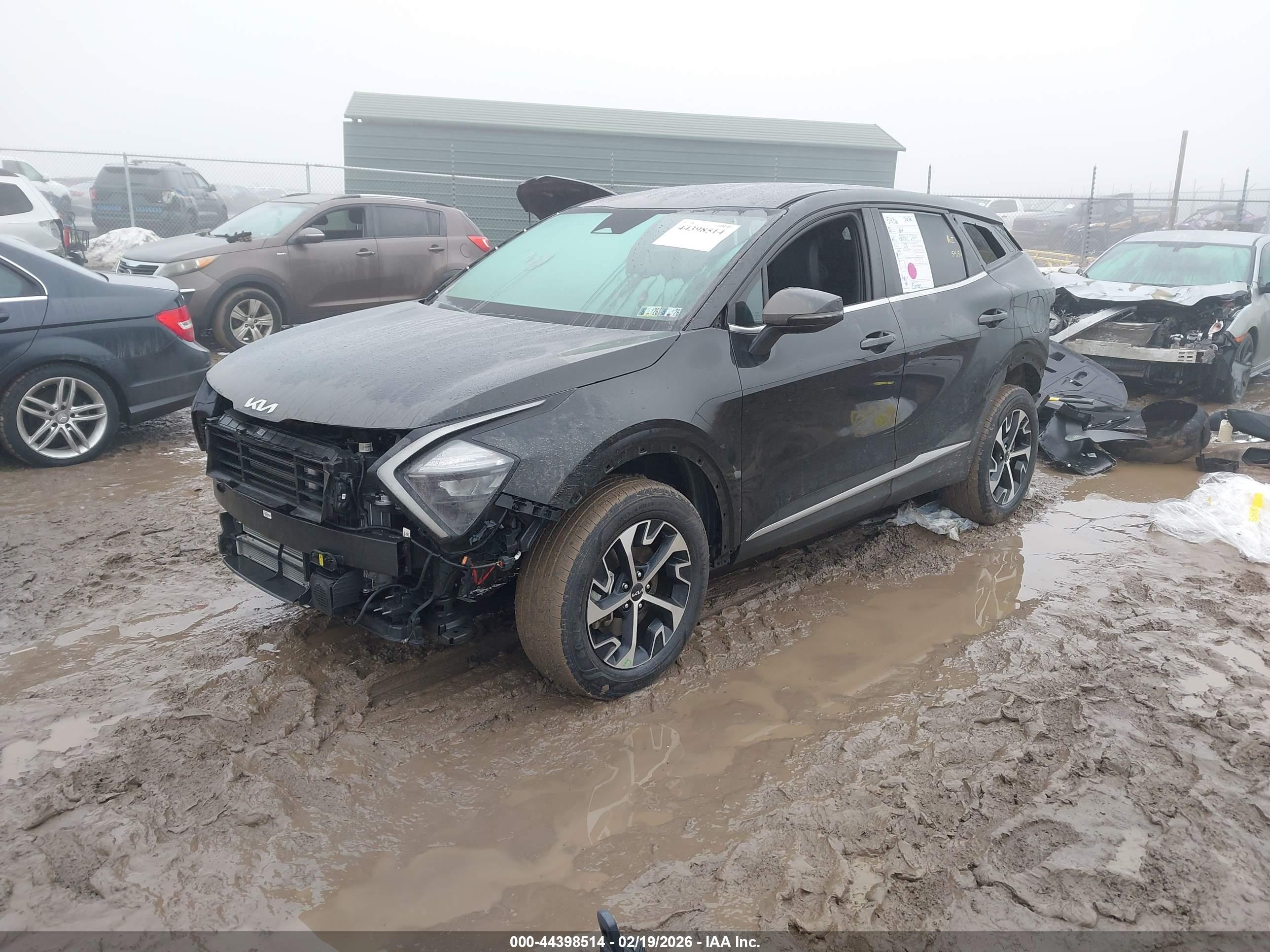 KIA SPORTAGE image 2