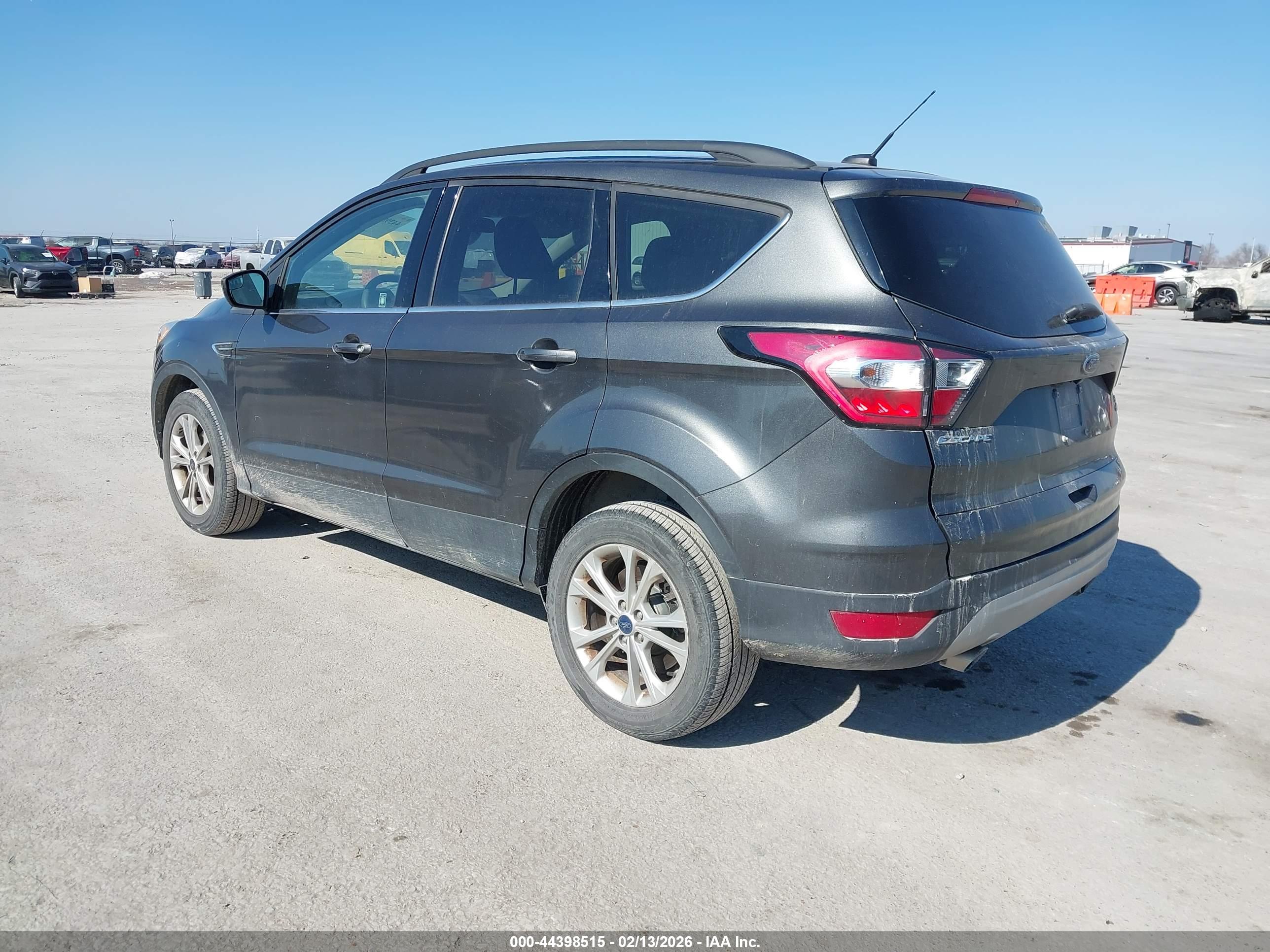 FORD ESCAPE image 3