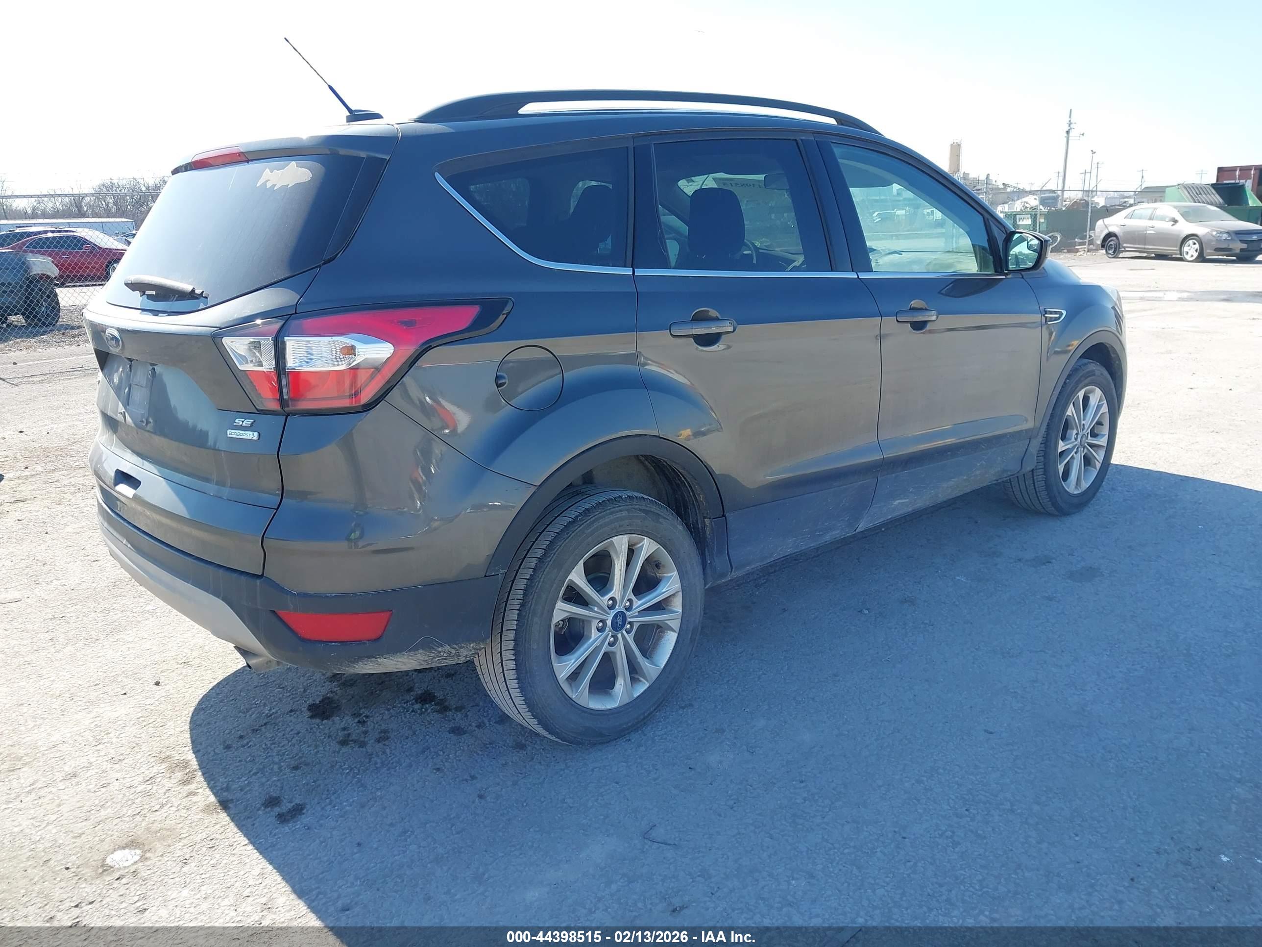 FORD ESCAPE image 4