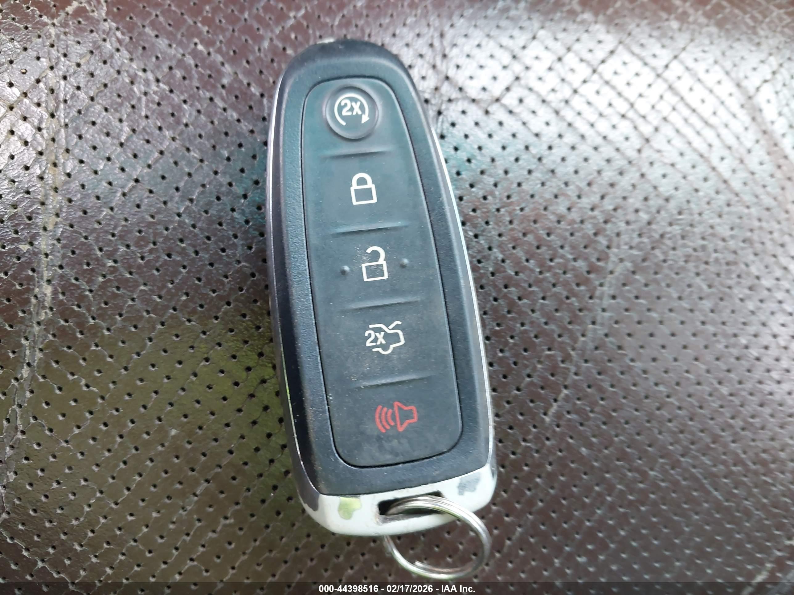 FORD EXPLORER image 11