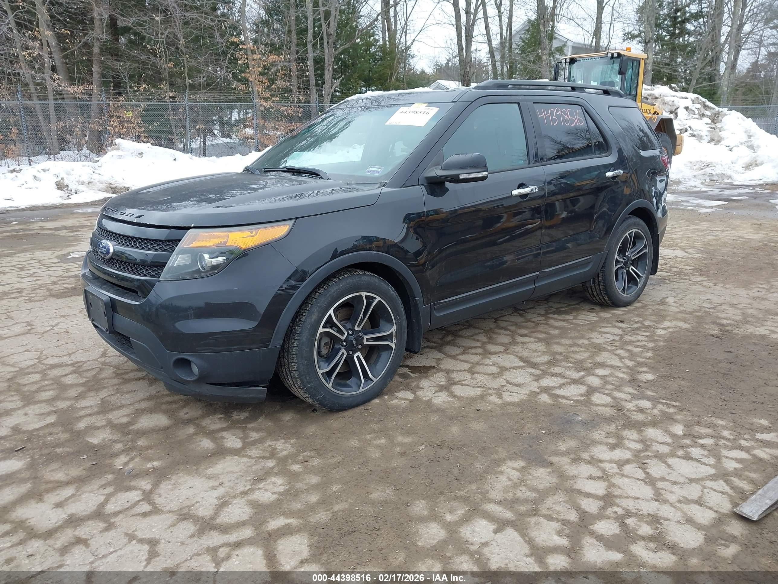 FORD EXPLORER image 2