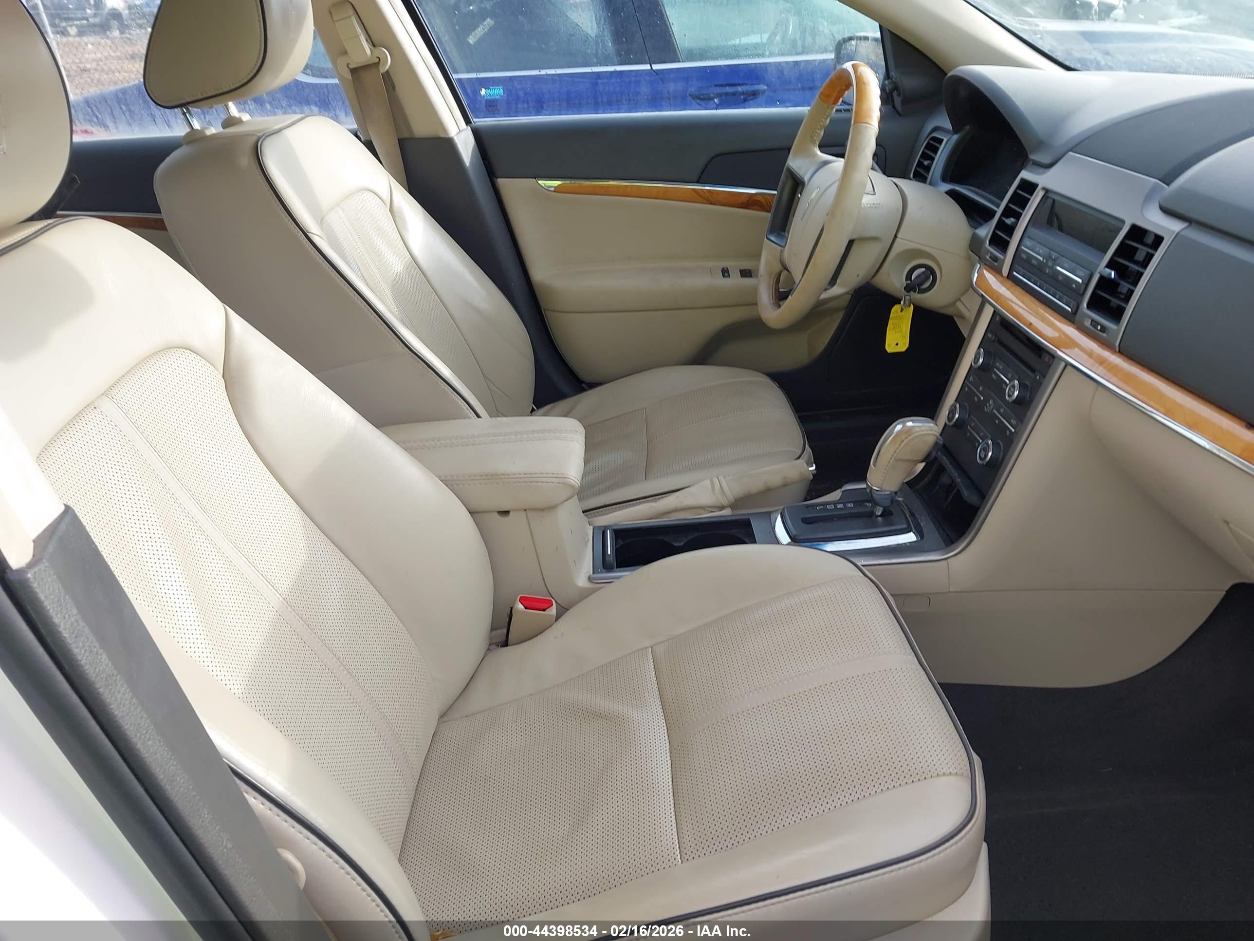 LINCOLN MKZ image 5